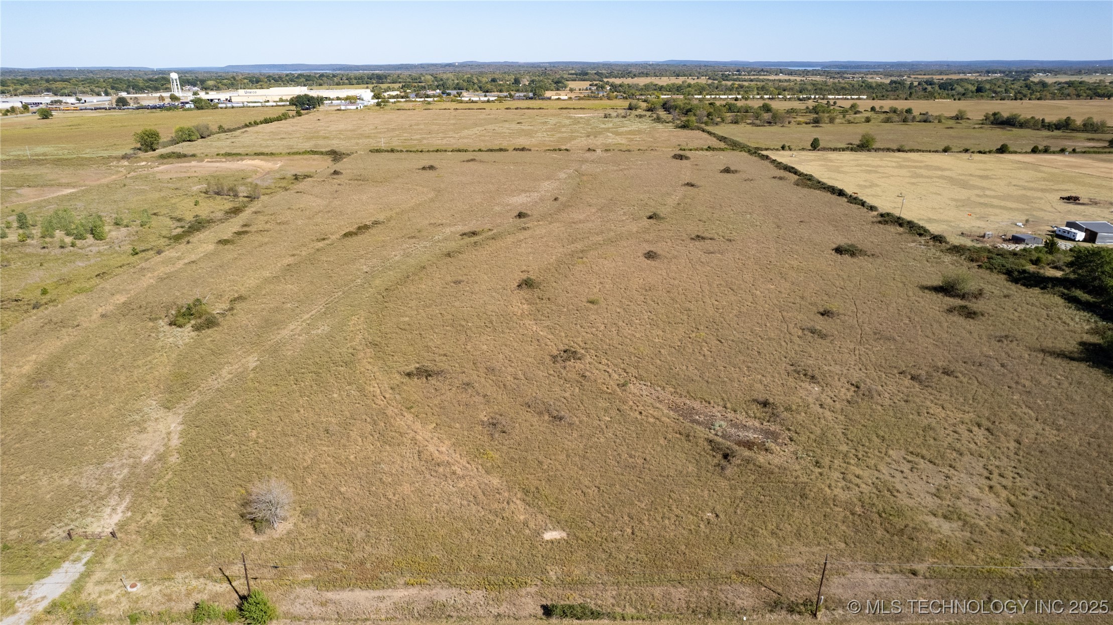 S 280 Road Property Photo 1