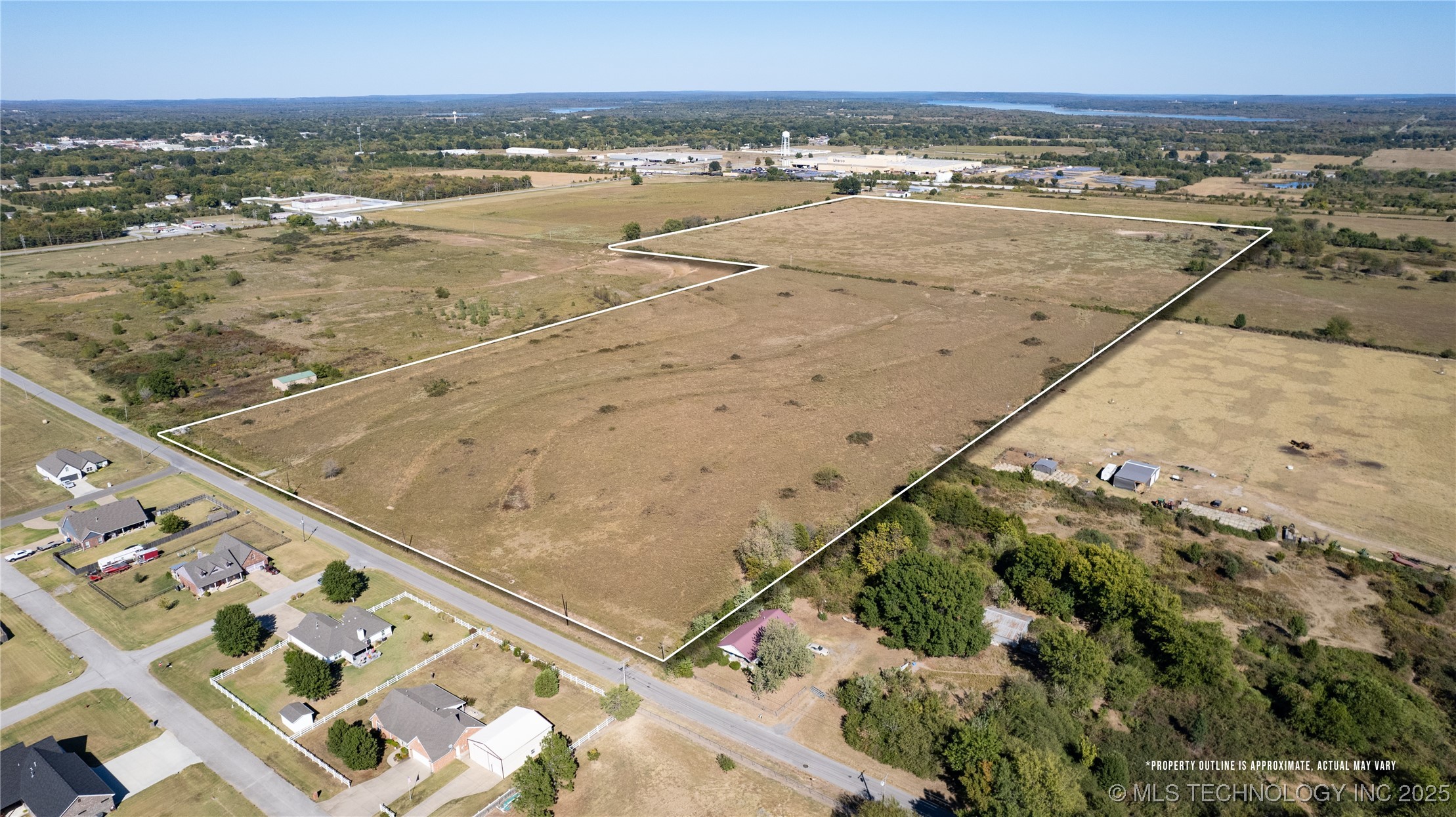 S 280 Road Property Photo 4