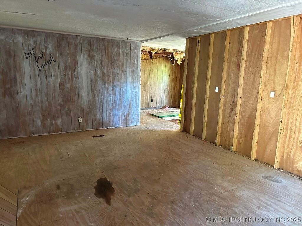 34 Water Wagon Pass Property Photo 27