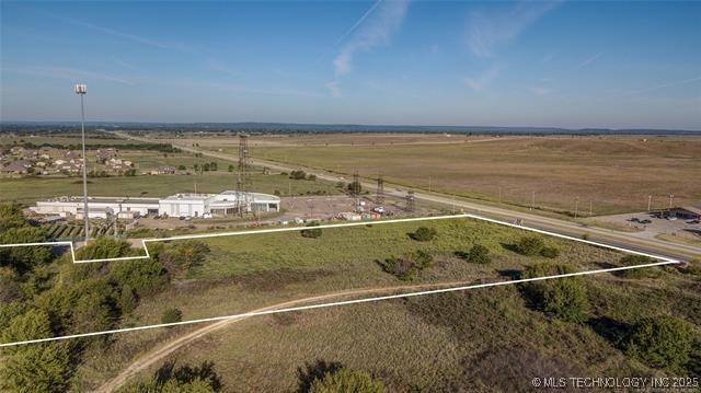 146th Street N Property Photo 3