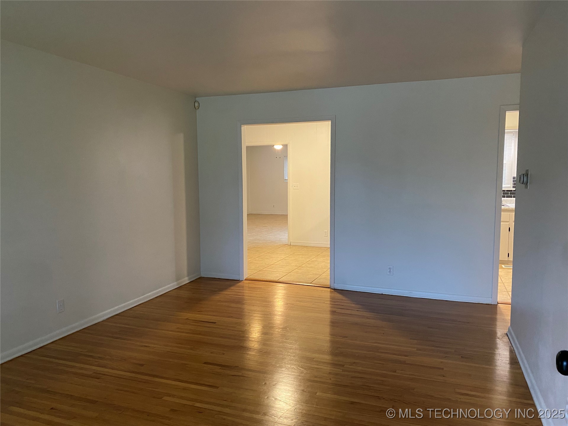 2843 S 66th East Avenue Property Photo 5