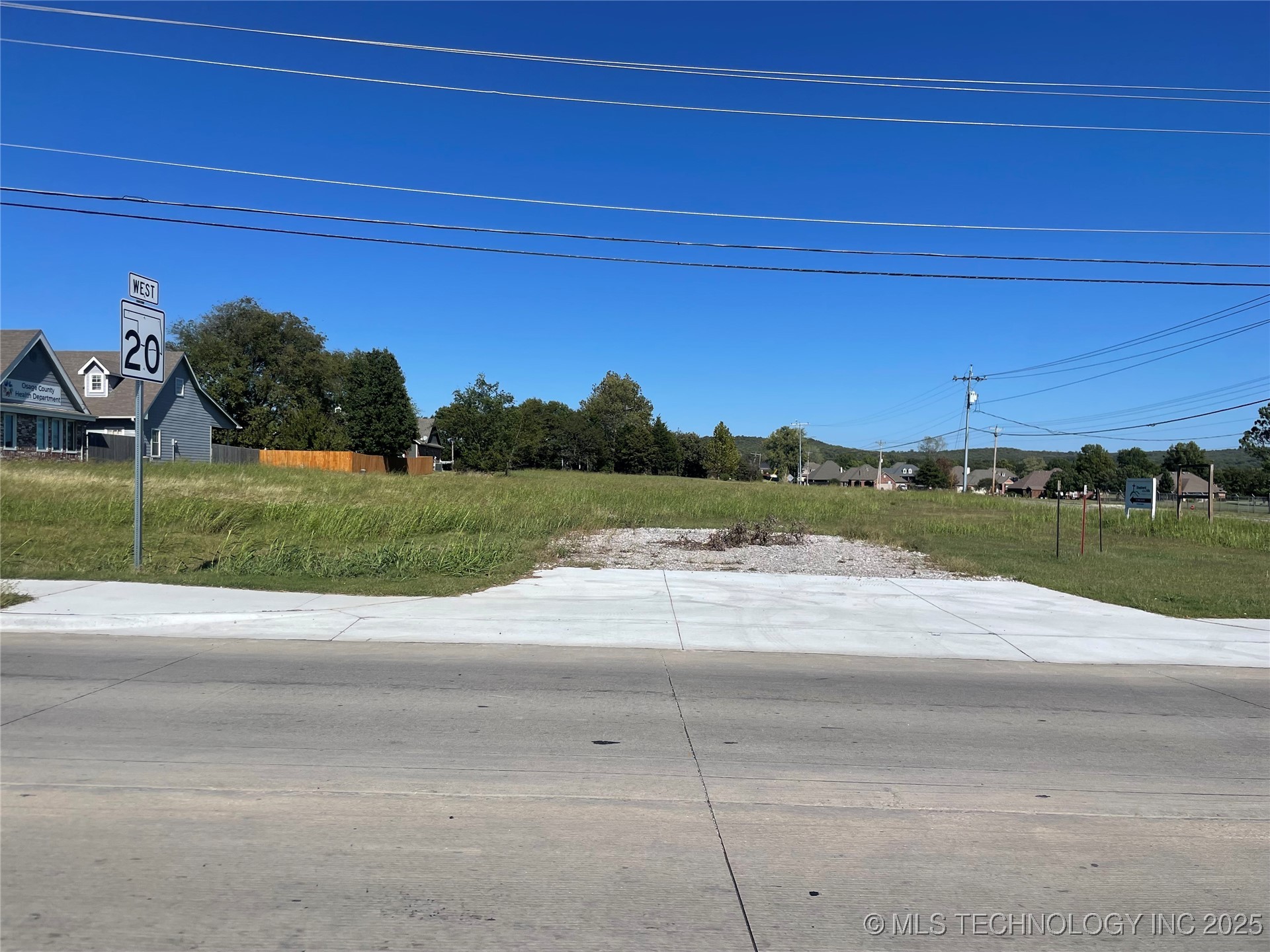 W Rogers Boulevard Property Photo 9