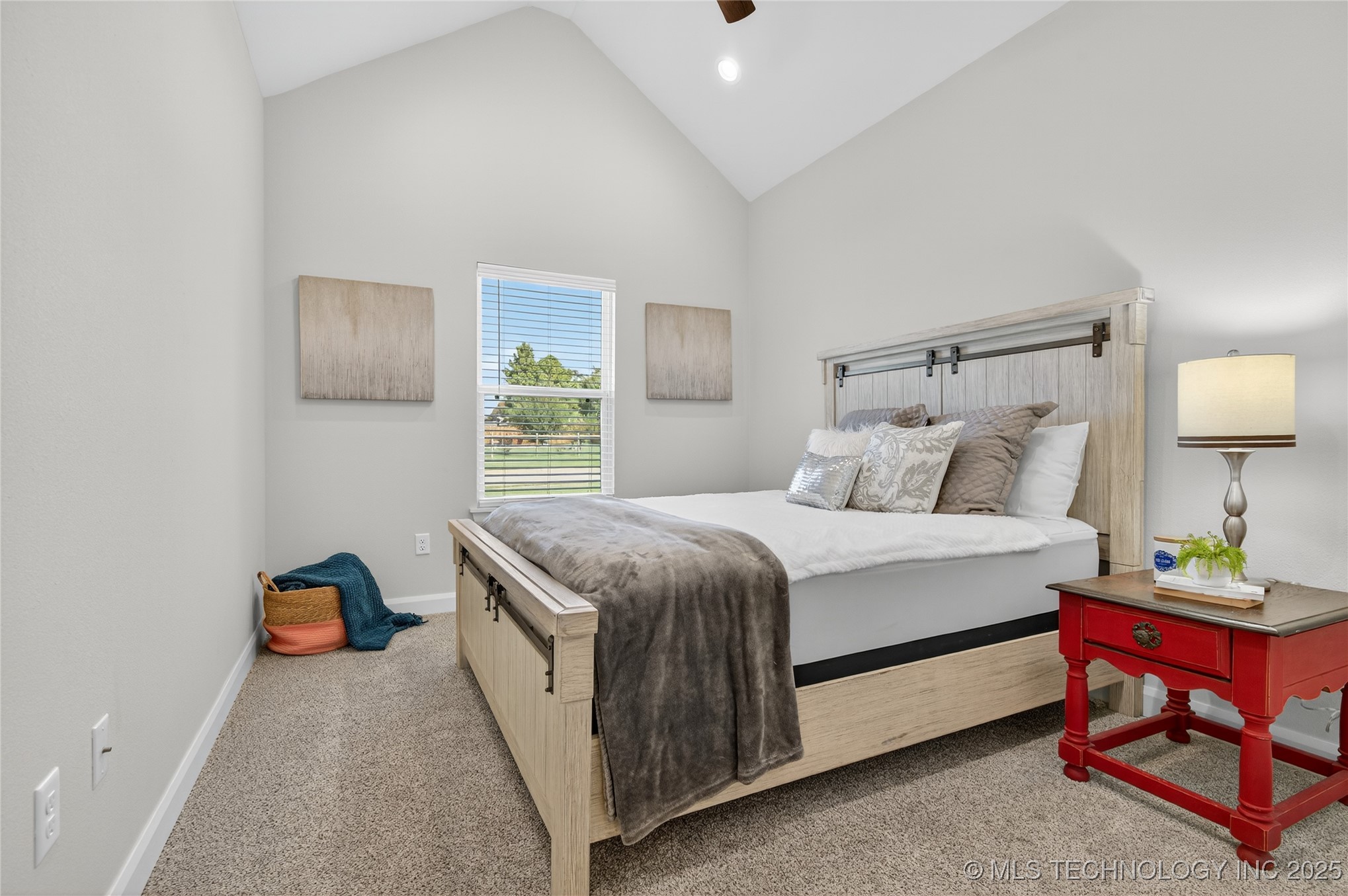 5301 Barnett Avenue Property Photo 19