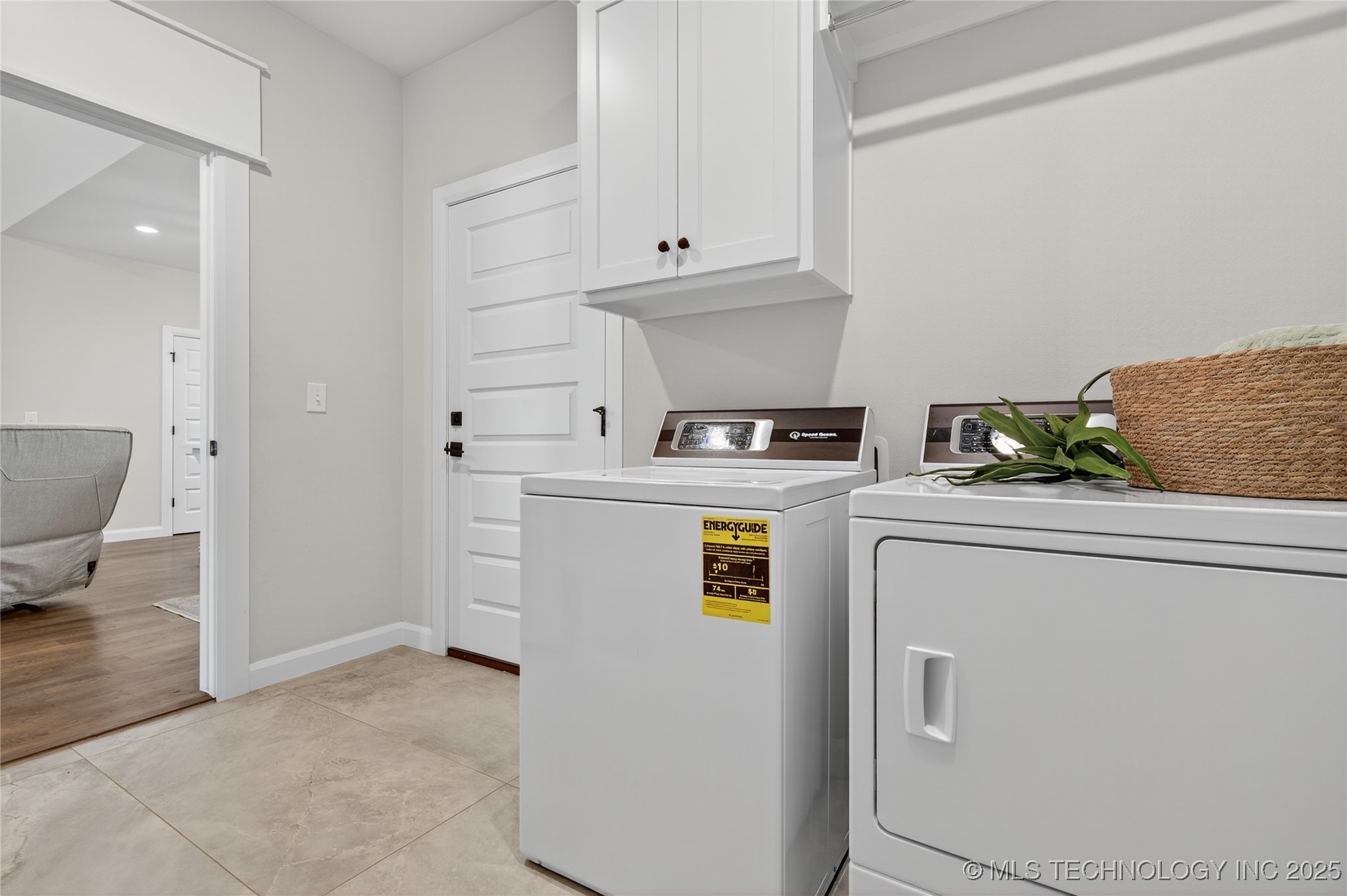 5301 Barnett Avenue Property Photo 28