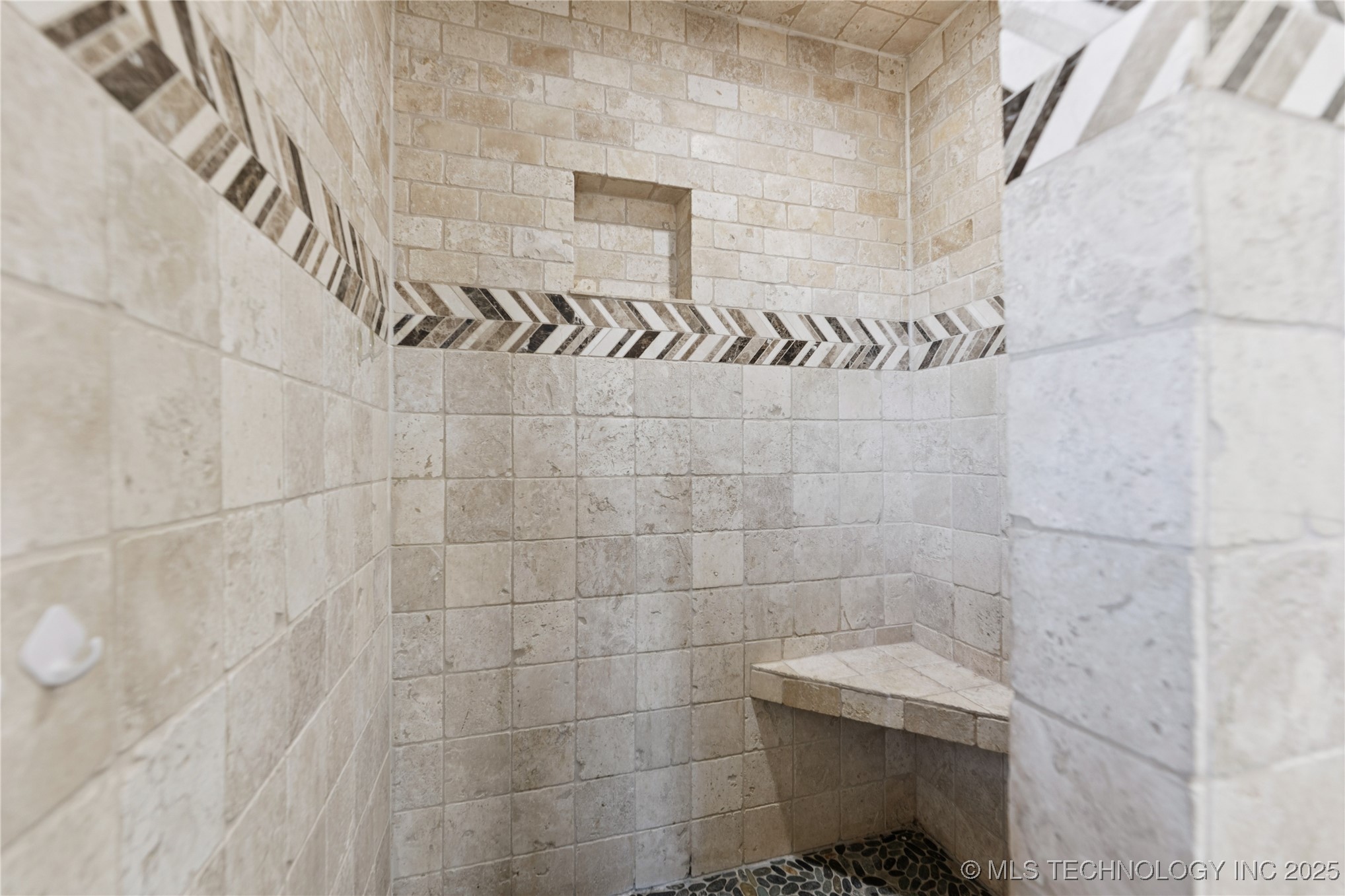 5101 S Spruce Avenue Property Photo 26