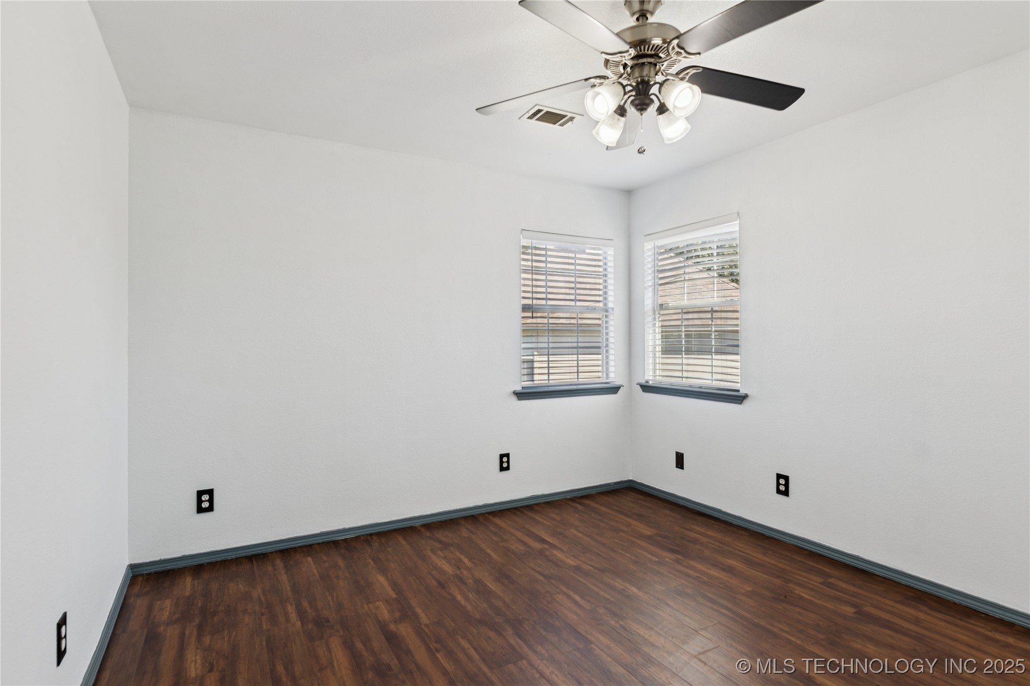 5101 S Spruce Avenue Property Photo 30