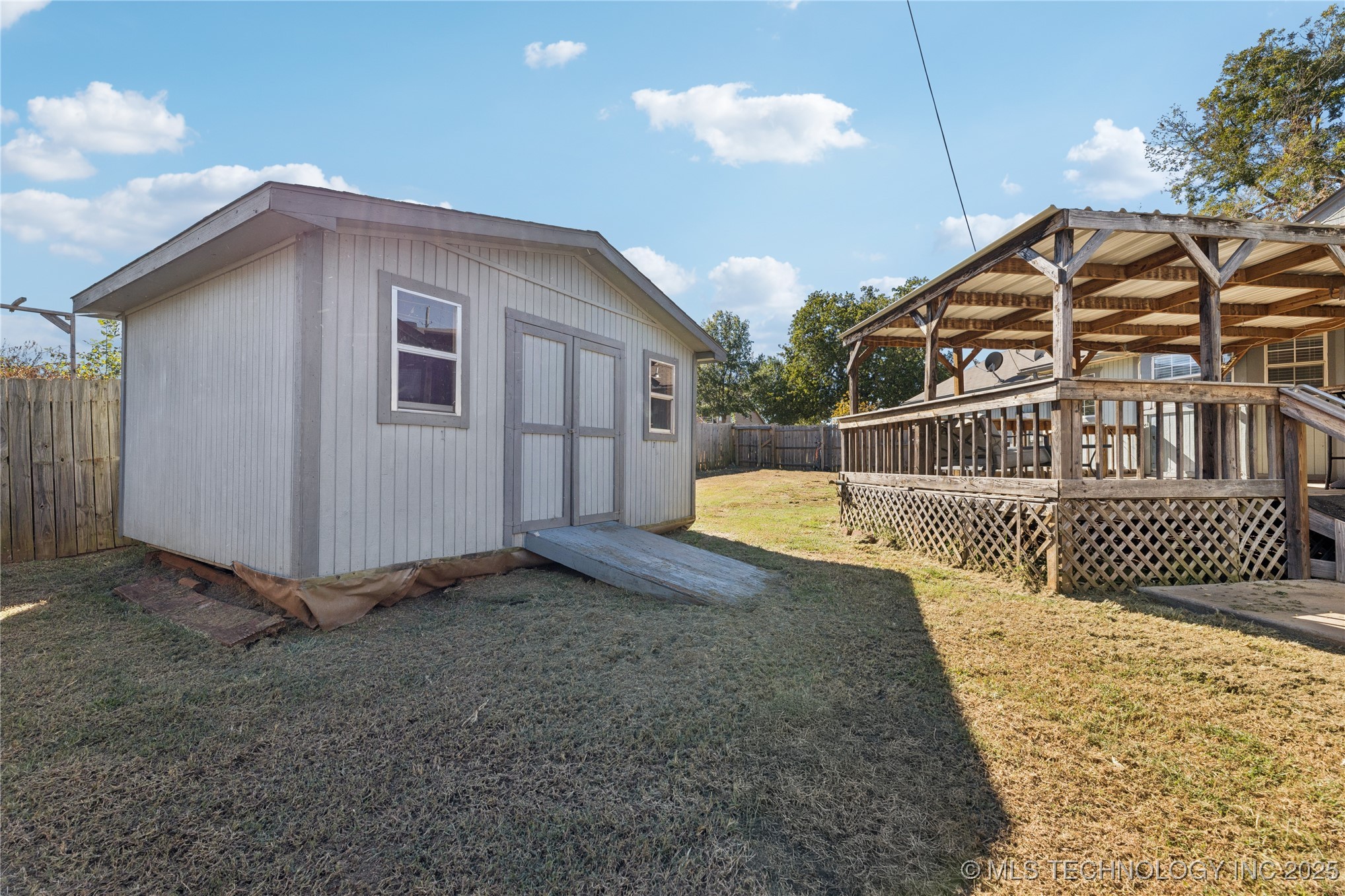 5101 S Spruce Avenue Property Photo 41