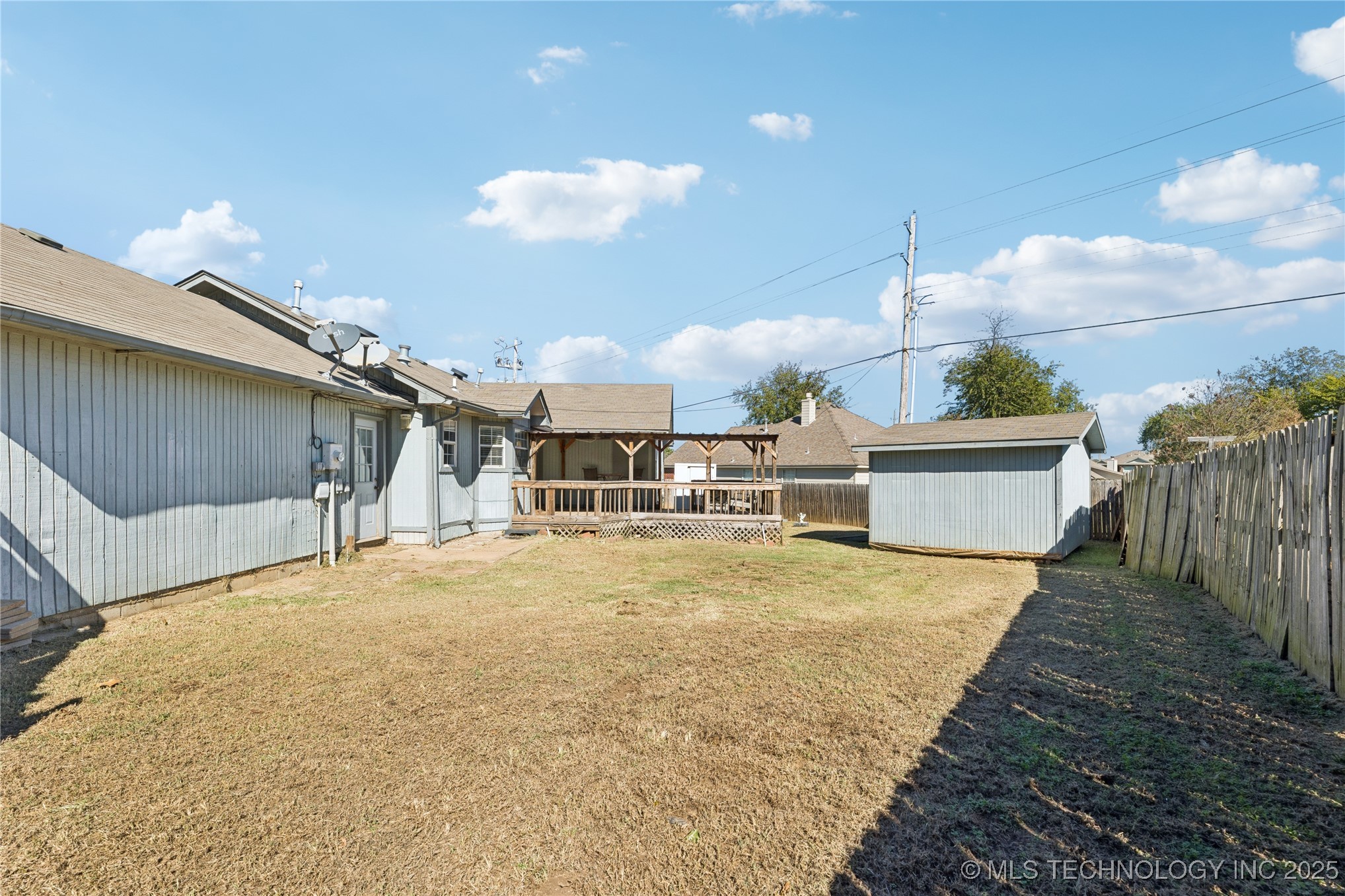 5101 S Spruce Avenue Property Photo 43