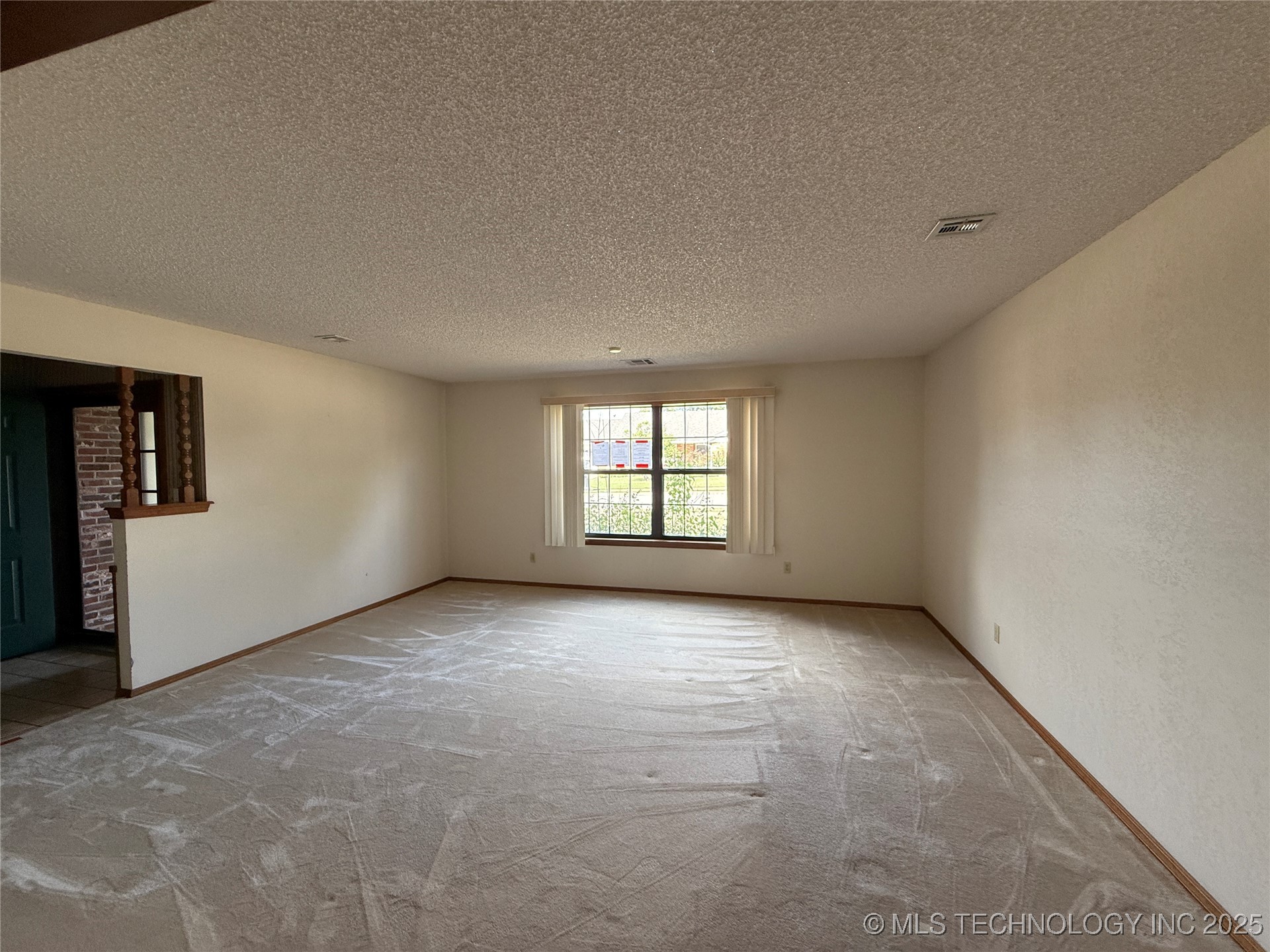 3201 Brighton Lane Property Photo 8