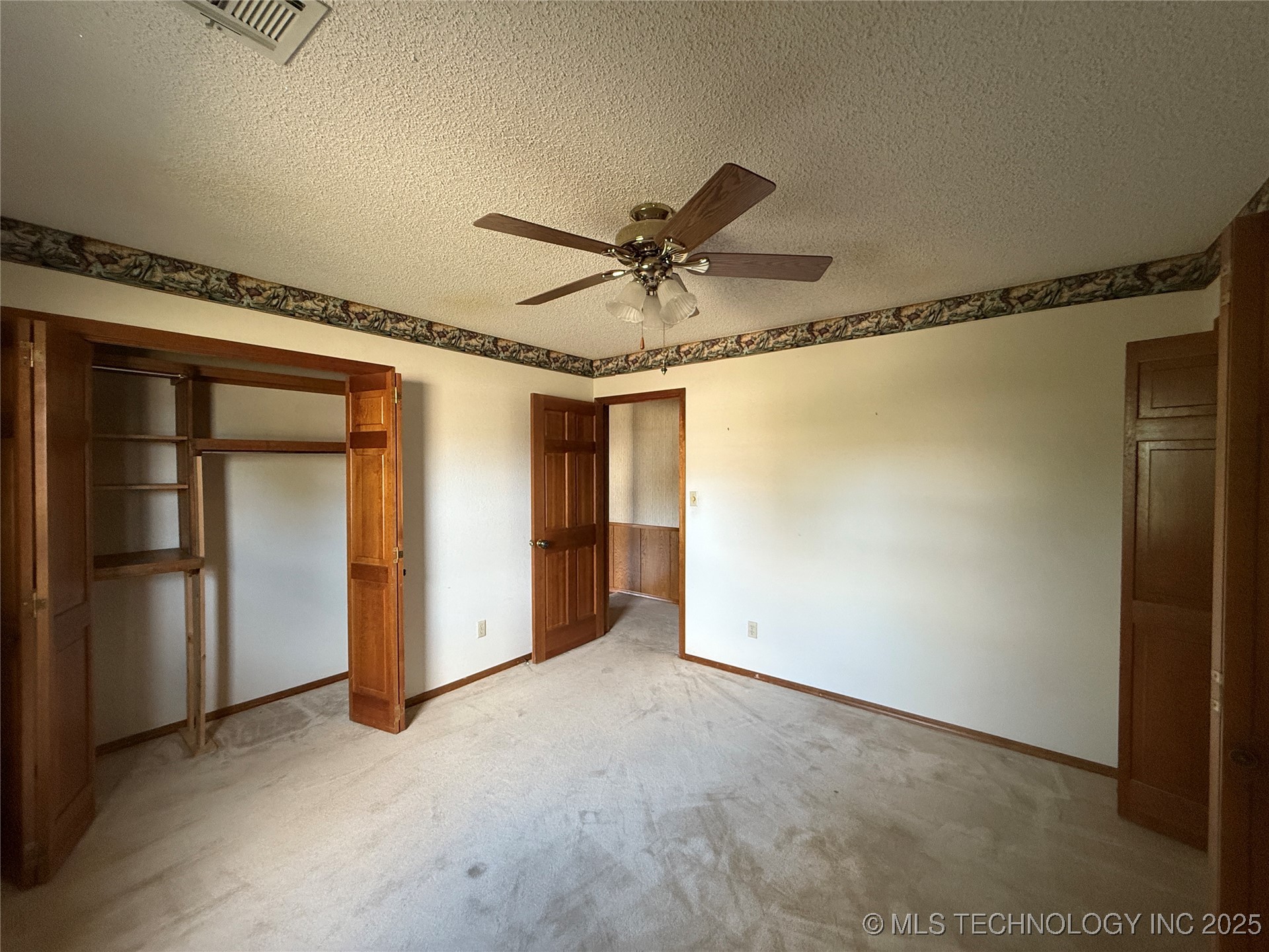 3201 Brighton Lane Property Photo 29