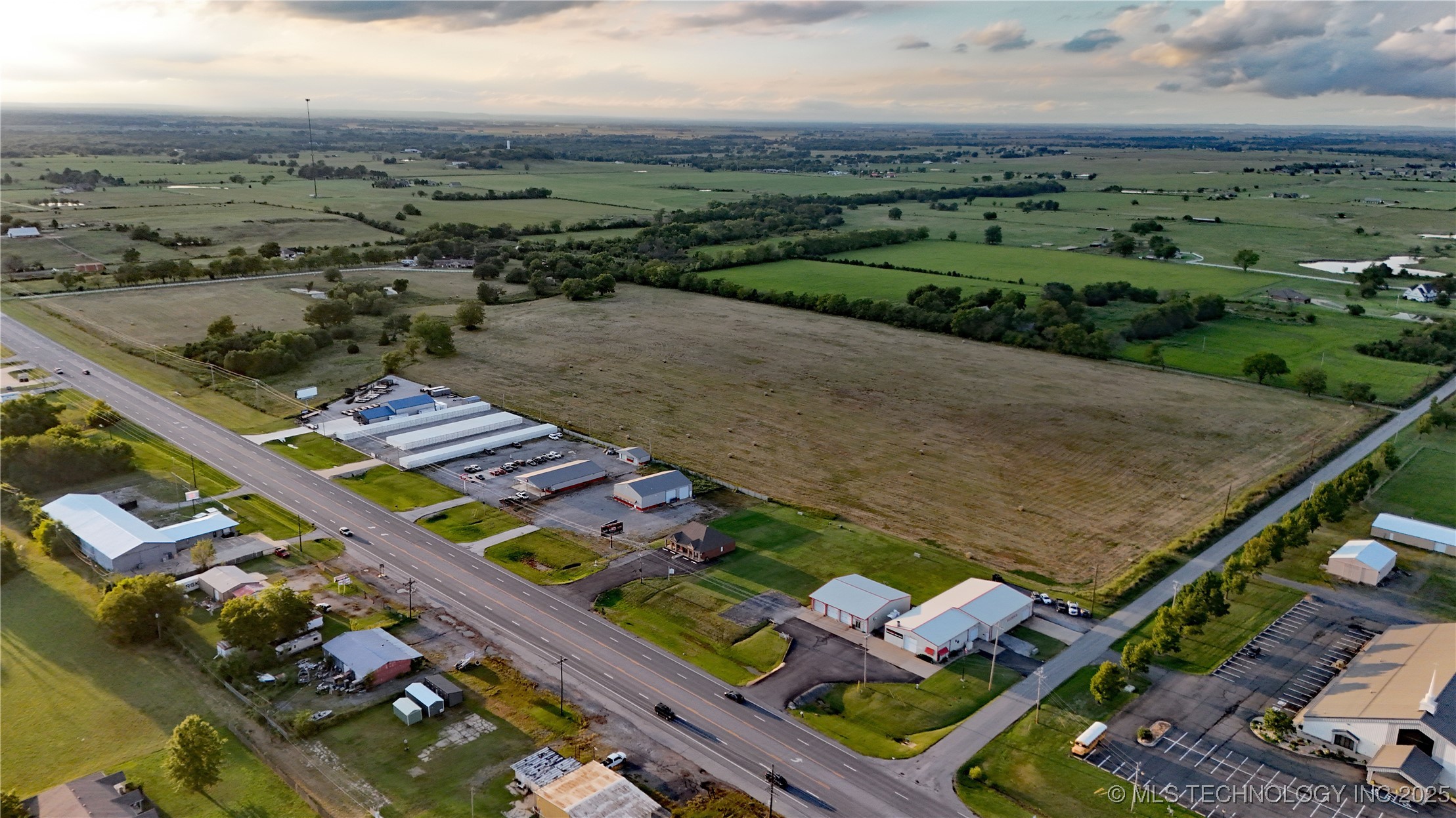 2543432 Property Photo 26