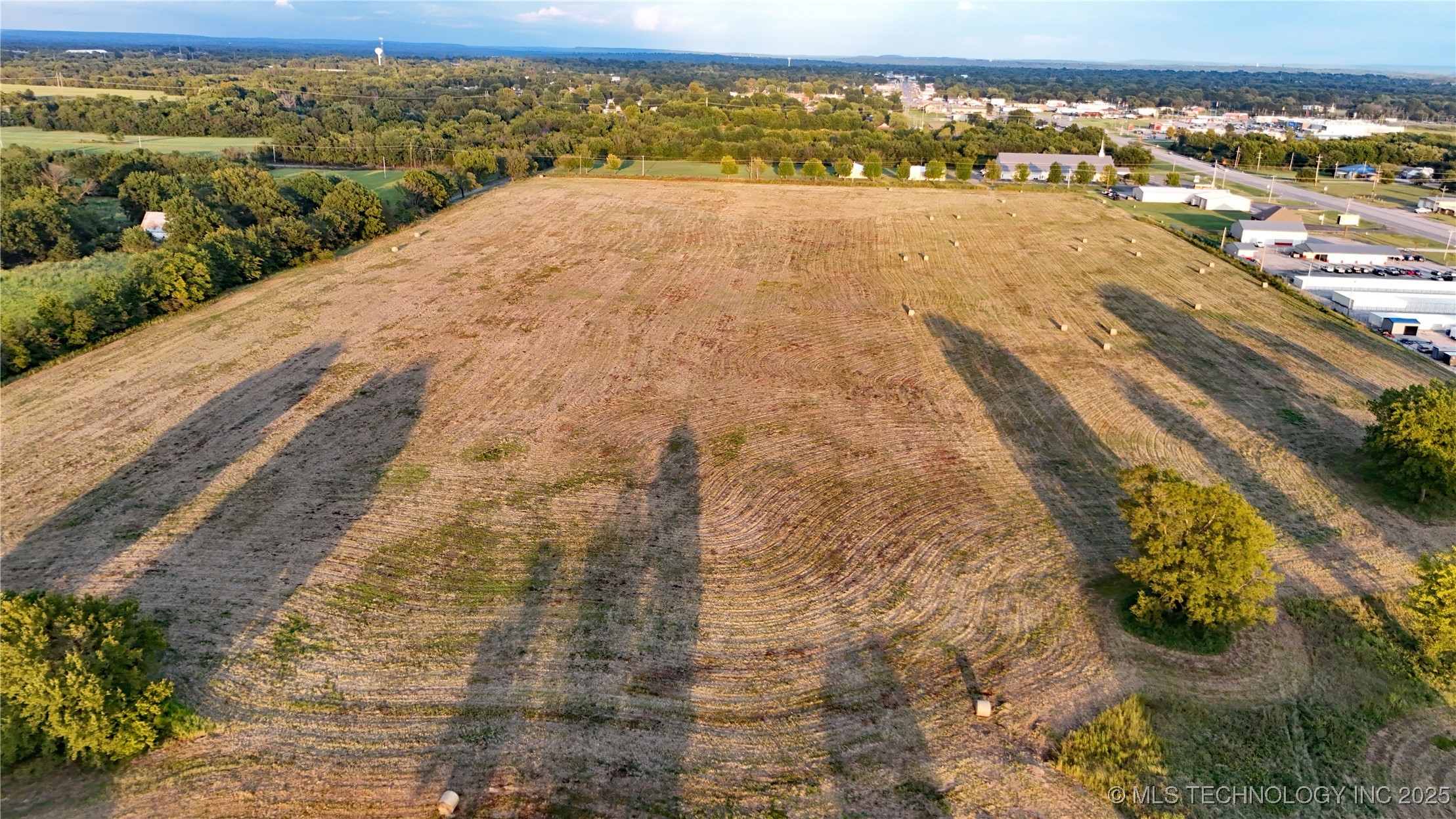 2543432 Property Photo 32