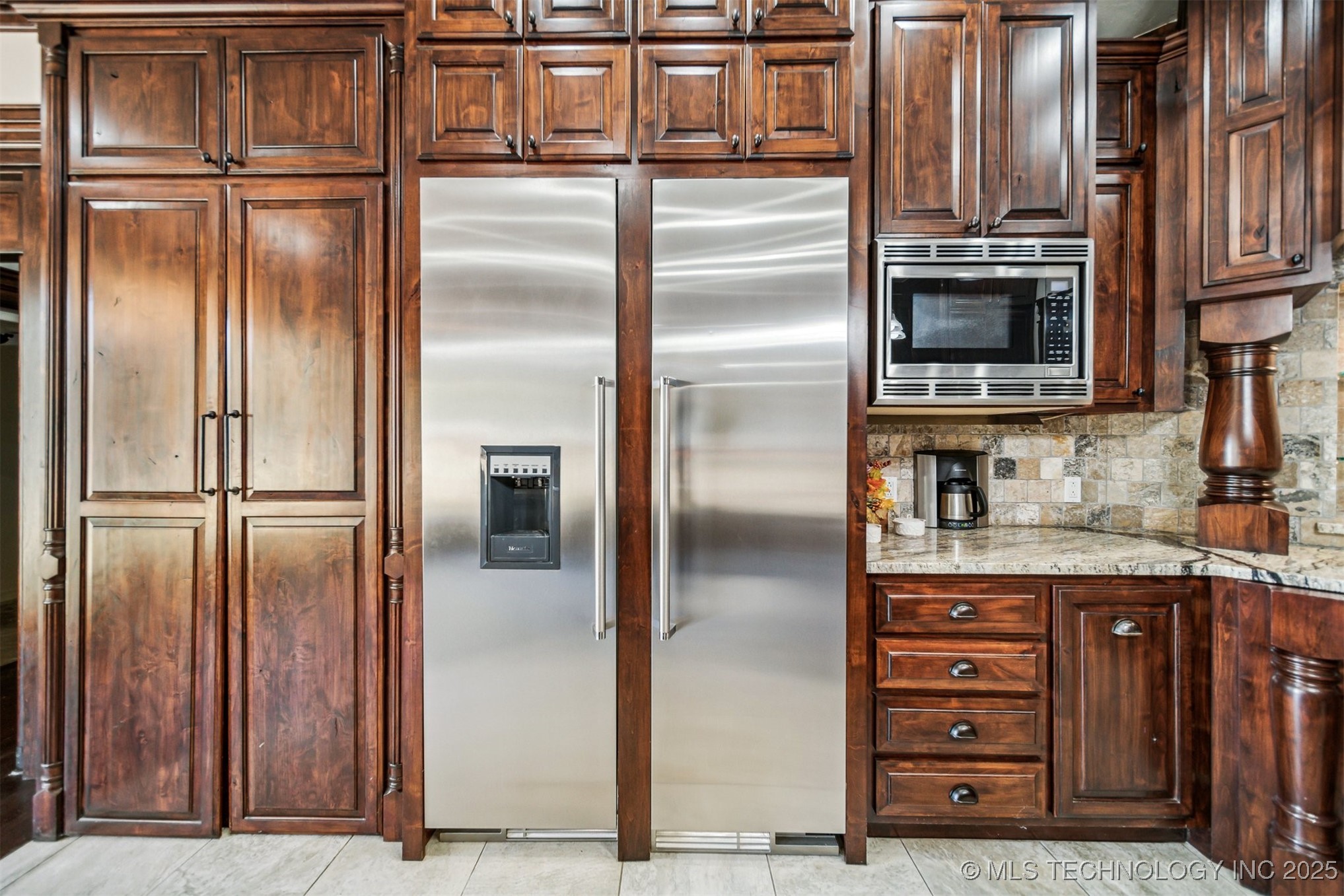 2365 Deer Run Property Photo 14