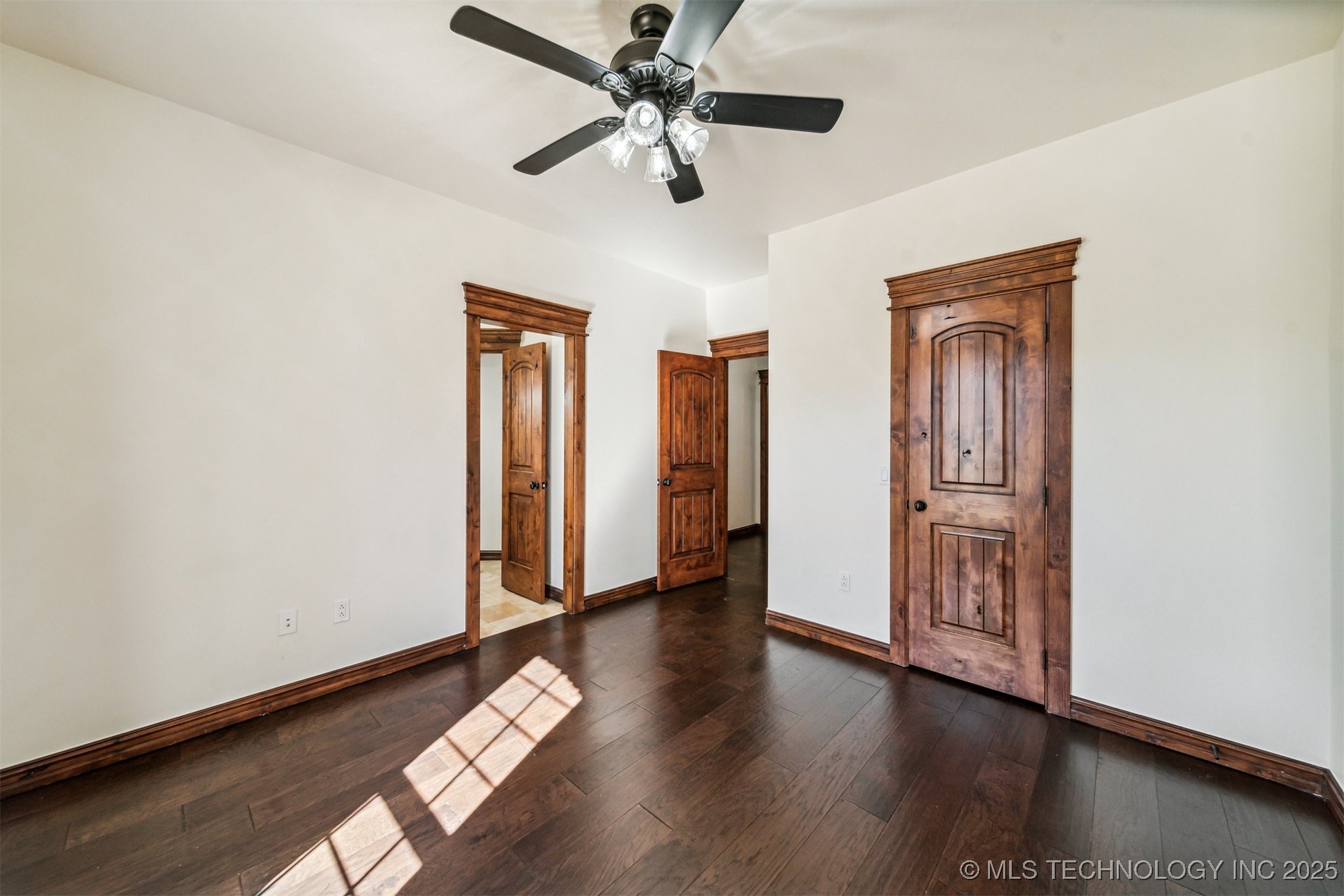 2365 Deer Run Property Photo 46