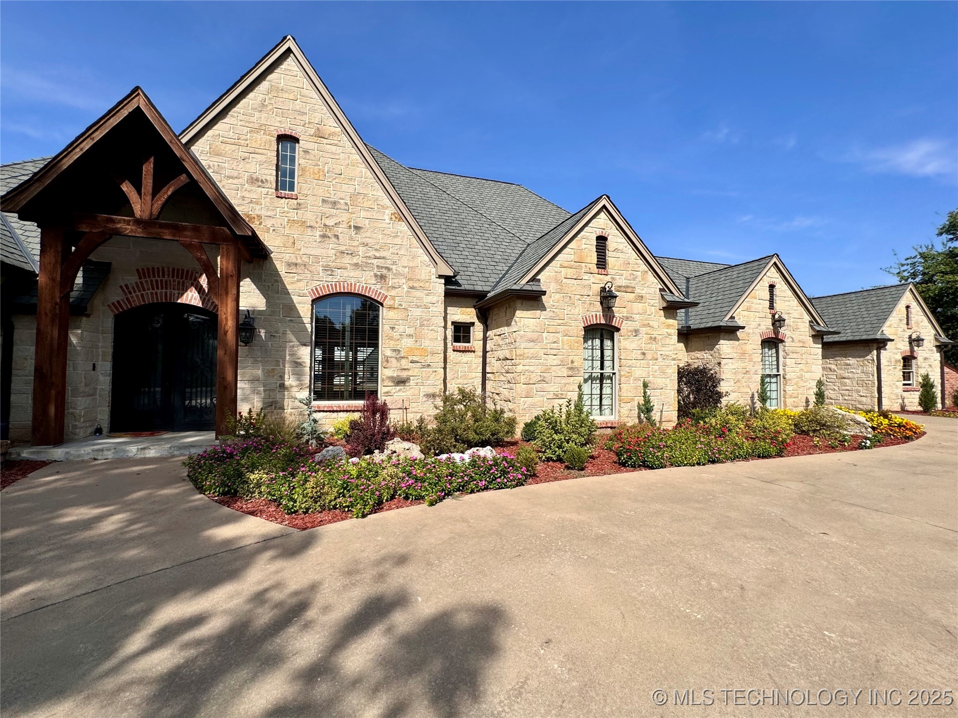 2365 Deer Run Property Photo 90