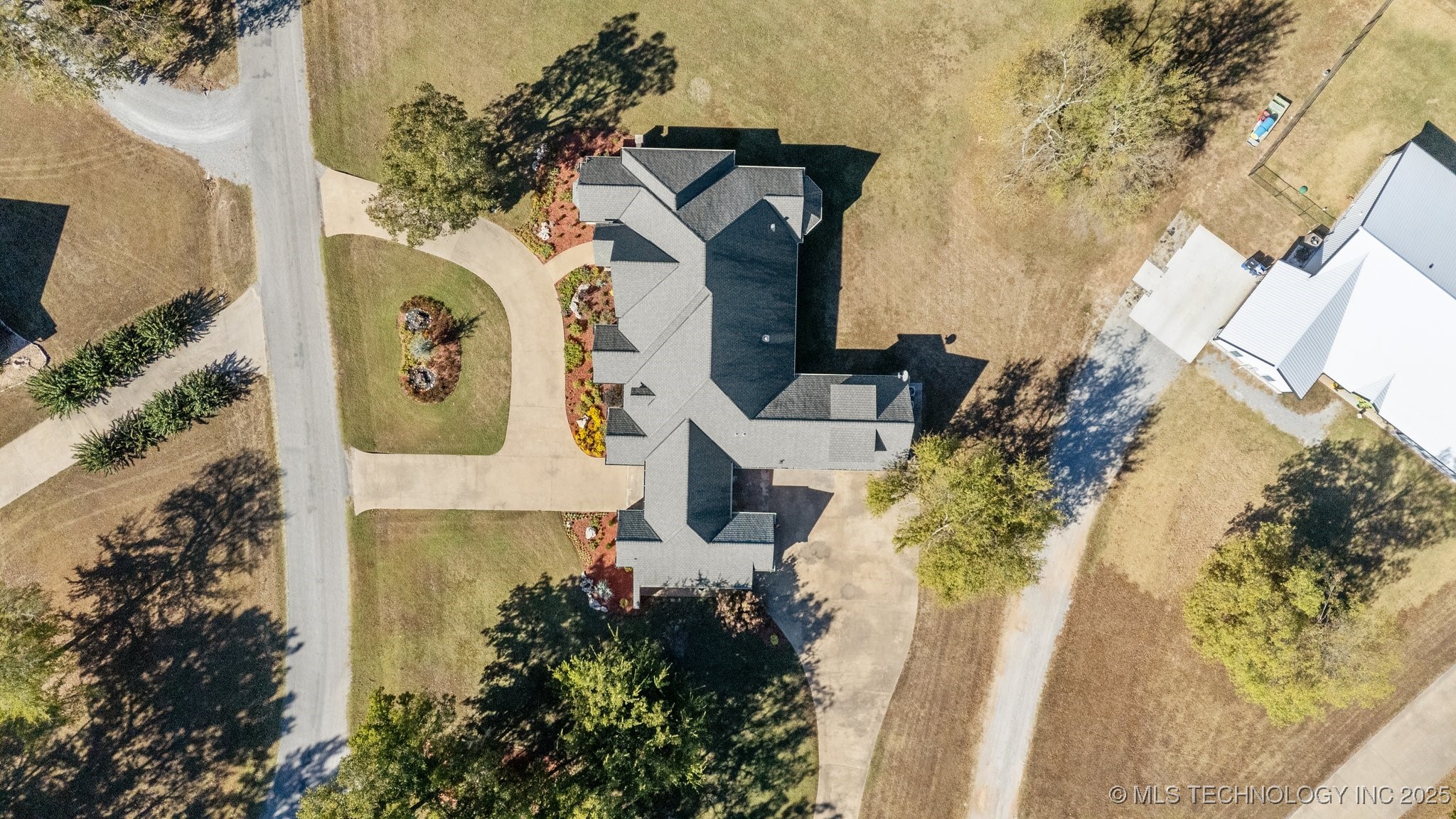 2365 Deer Run Property Photo 98