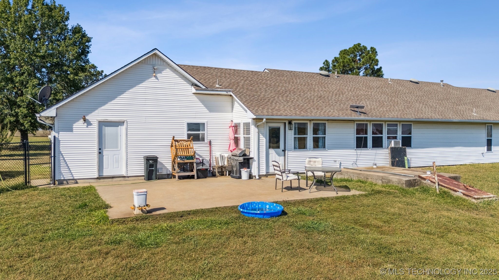 109159 S 4210 Road Property Photo 45