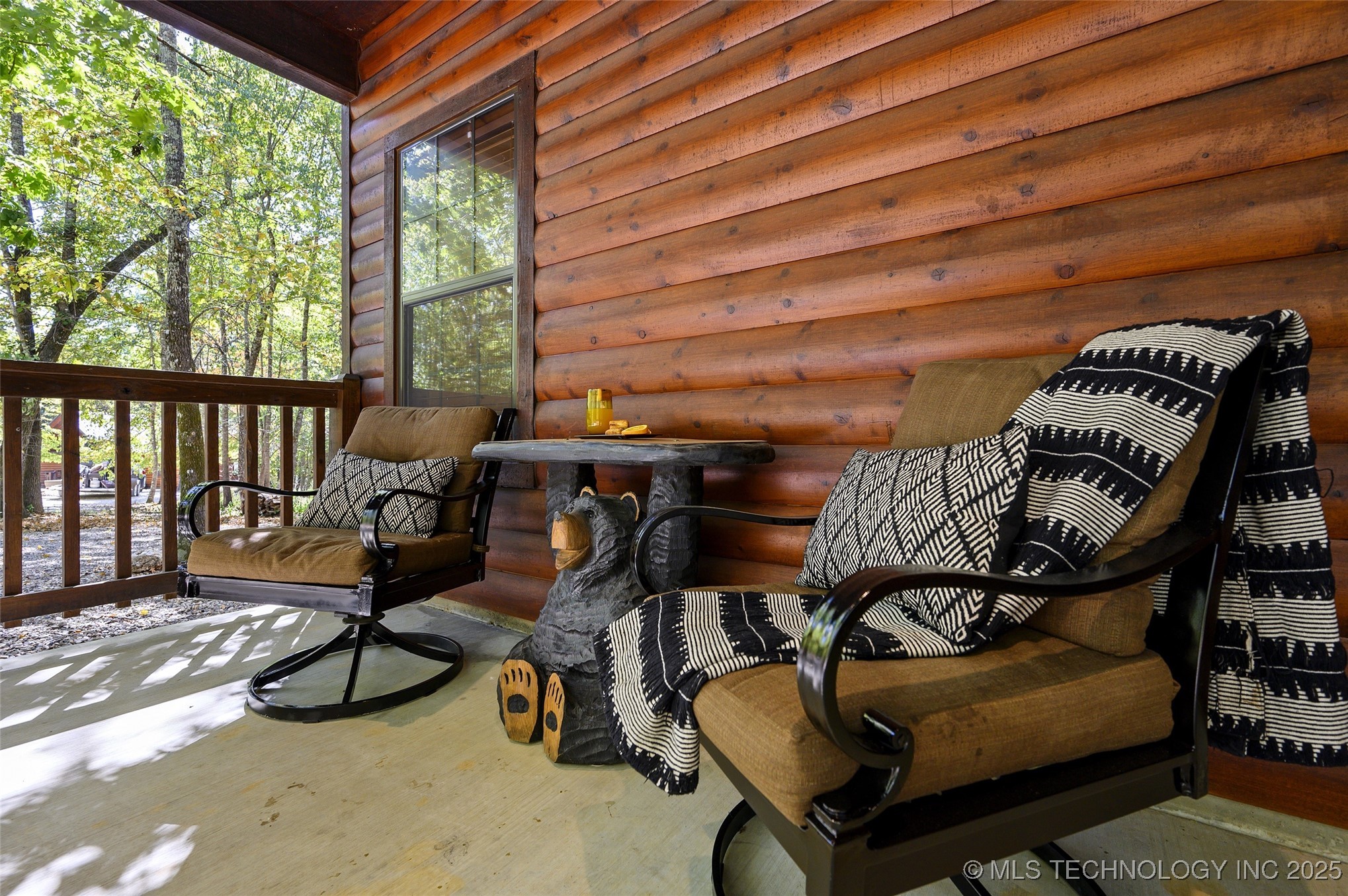 562 Timber Creek Property Photo 3