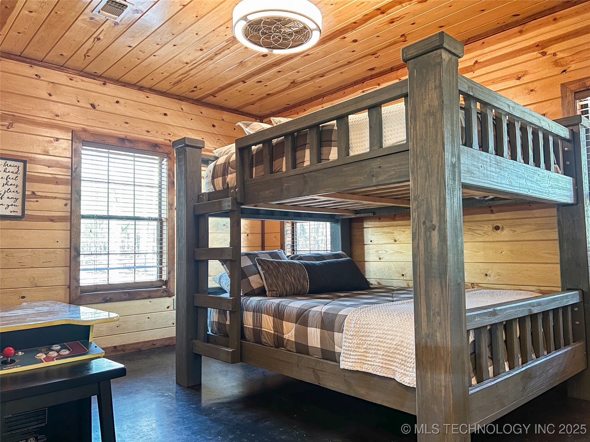 562 Timber Creek Property Photo 17