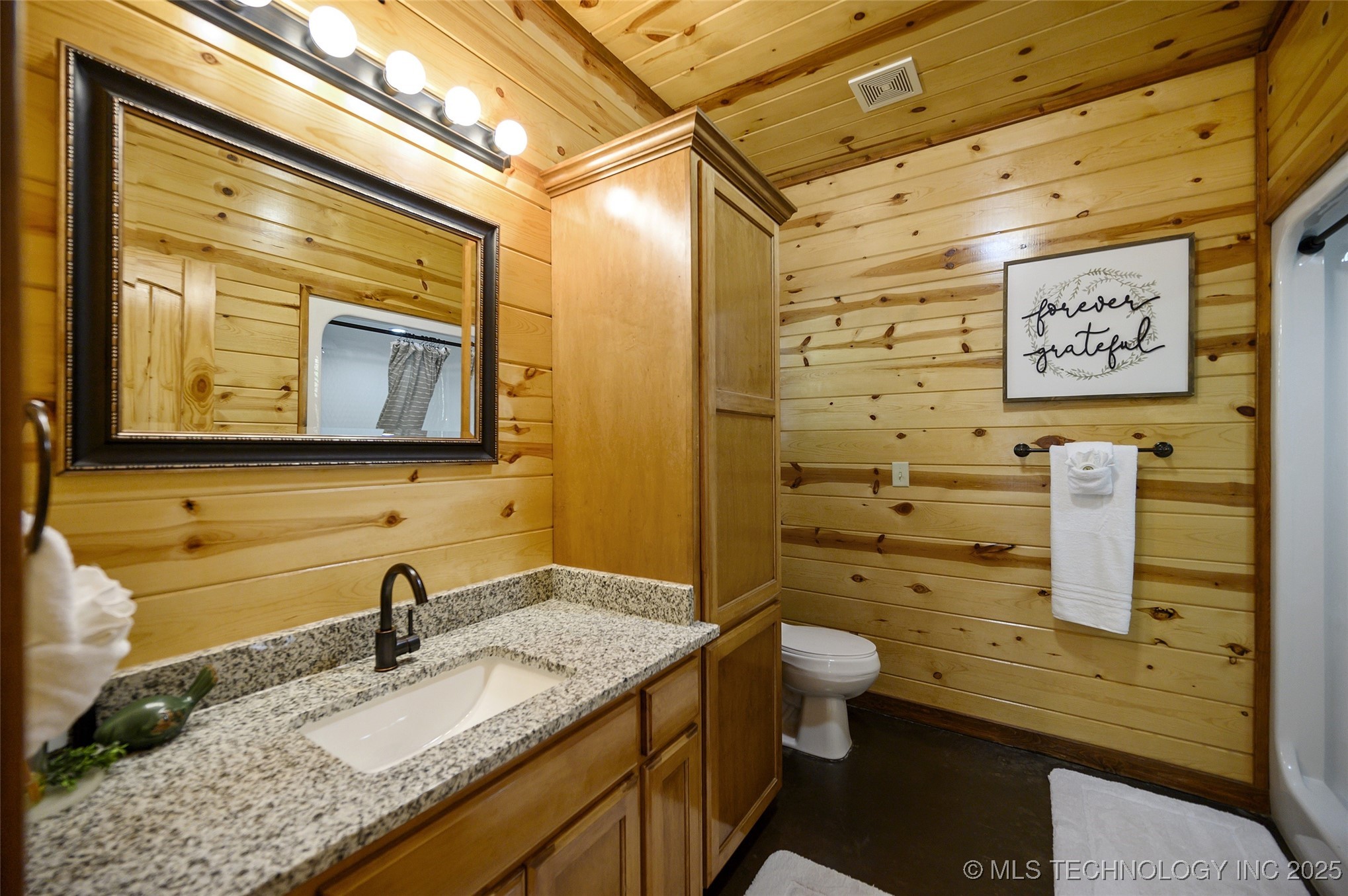 562 Timber Creek Property Photo 22