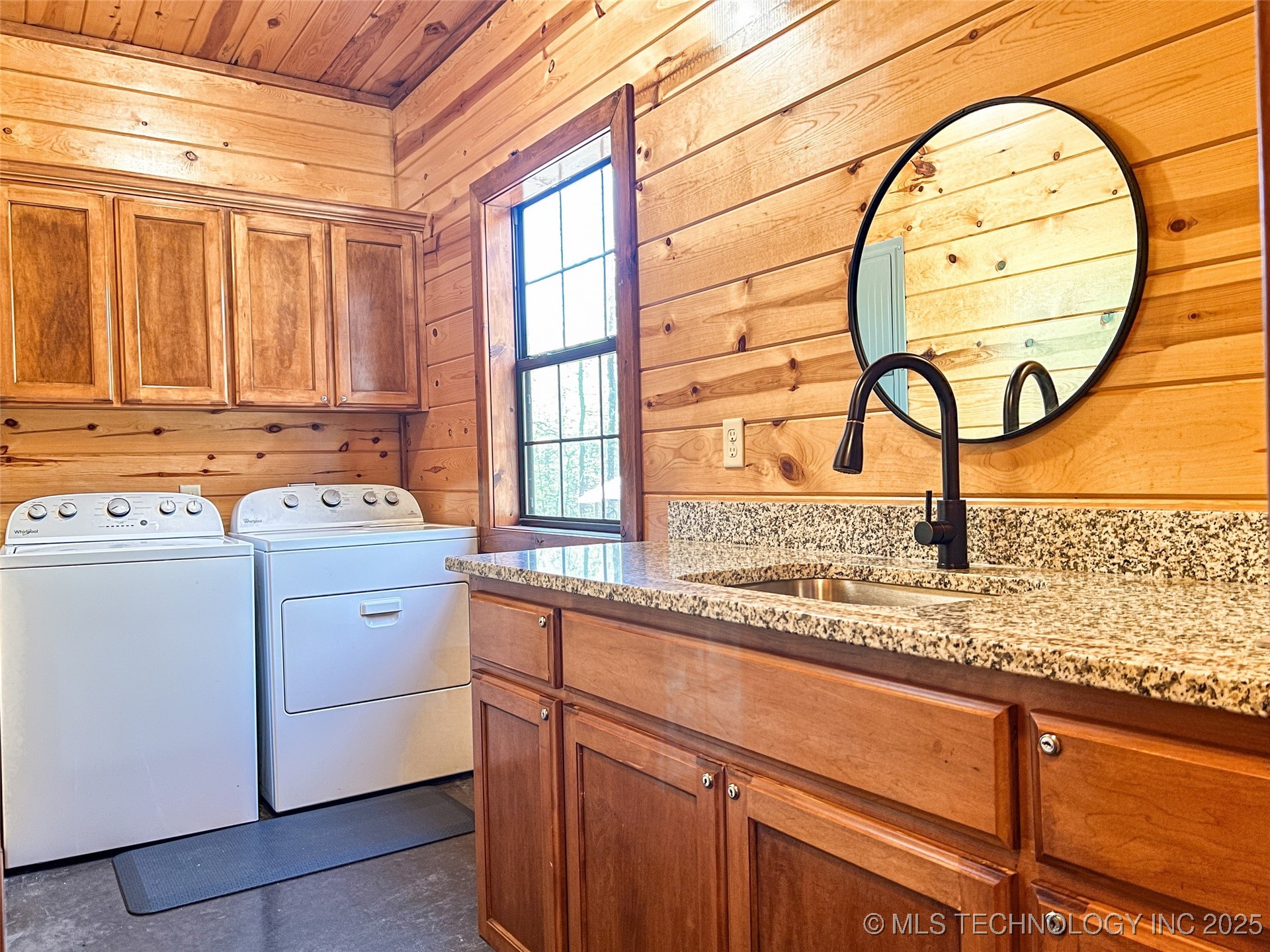 562 Timber Creek Property Photo 28