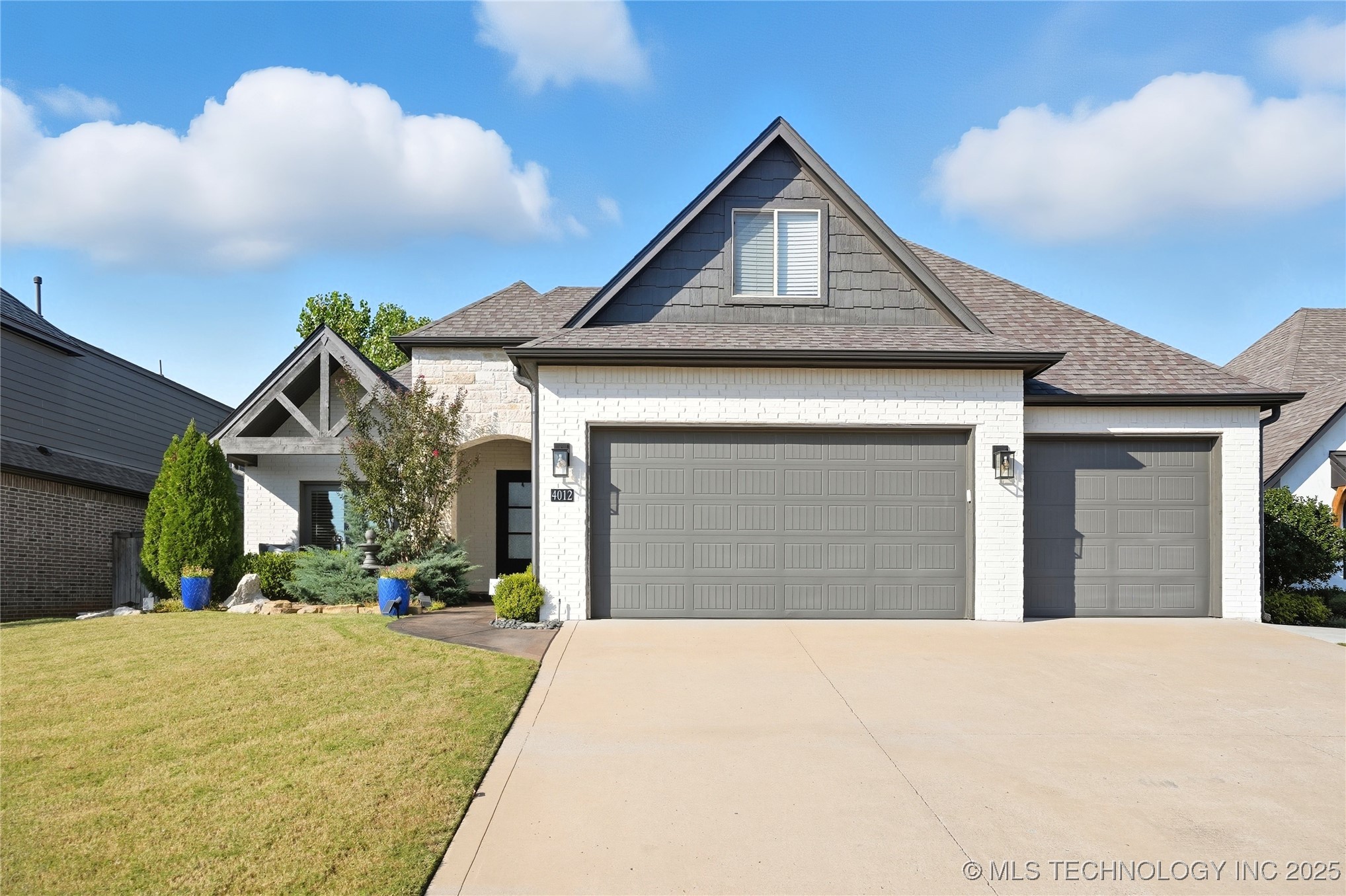 4012 W Winston Street Property Photo 1