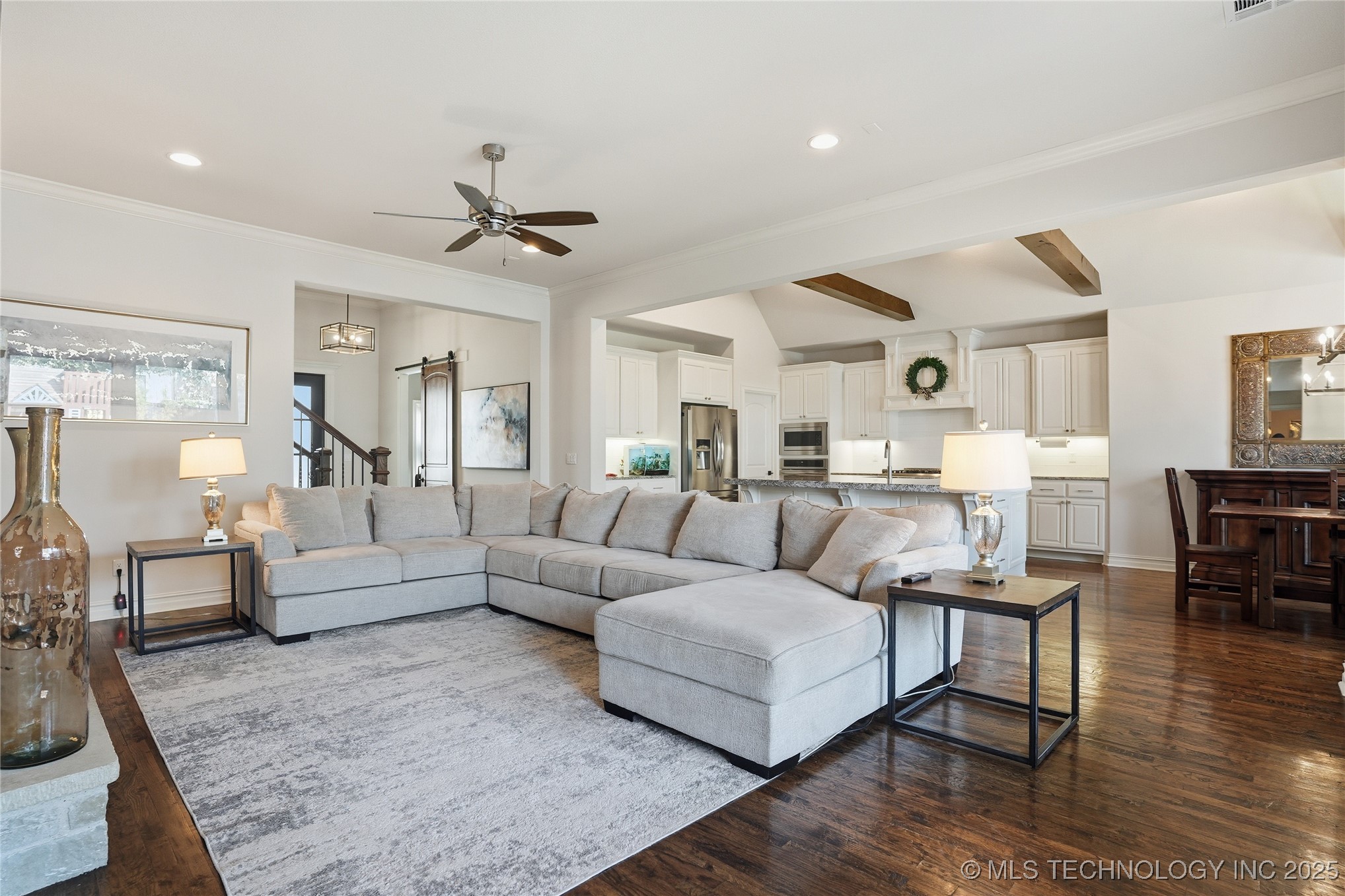 4012 W Winston Street Property Photo 8