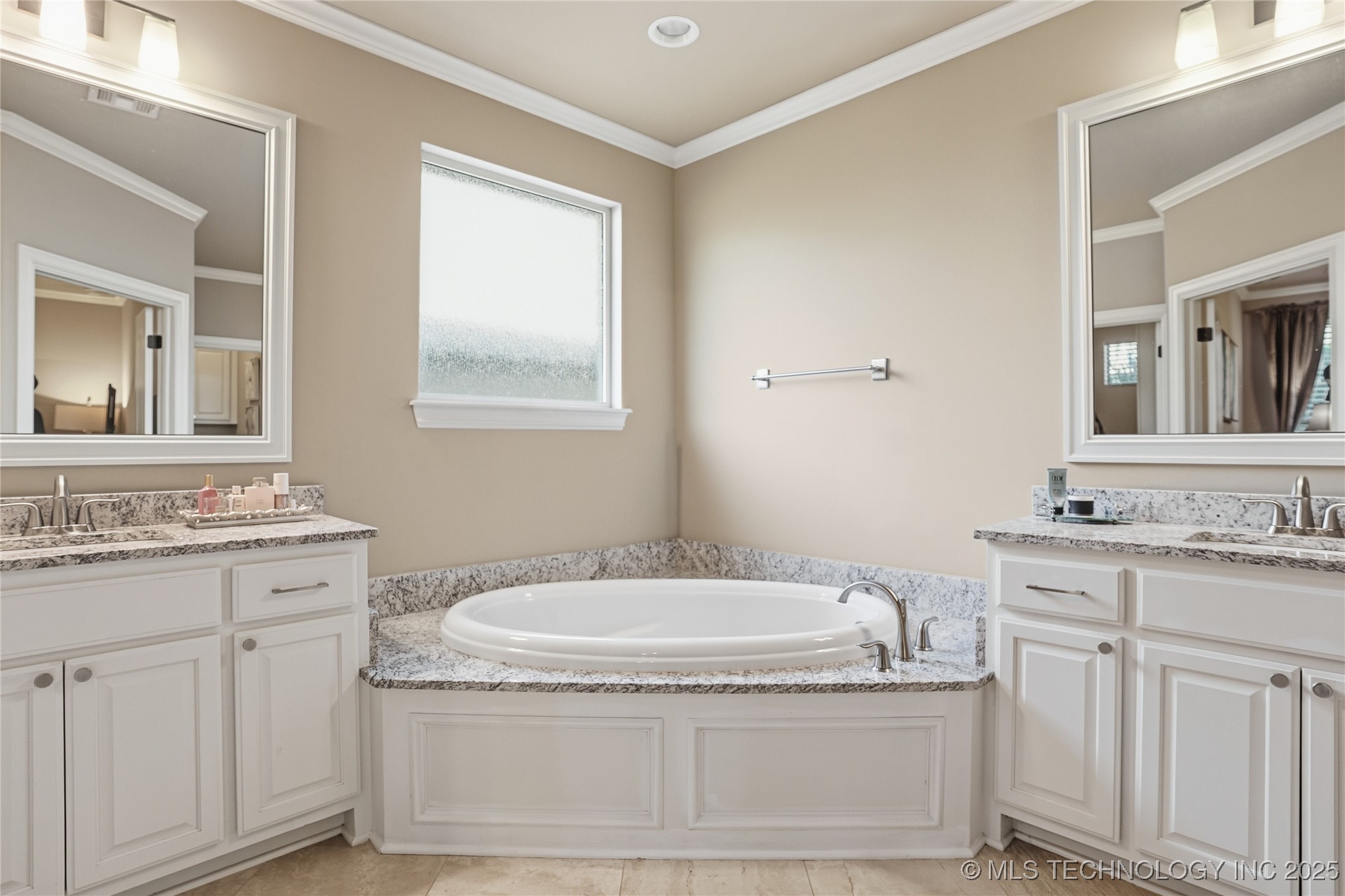 4012 W Winston Street Property Photo 28