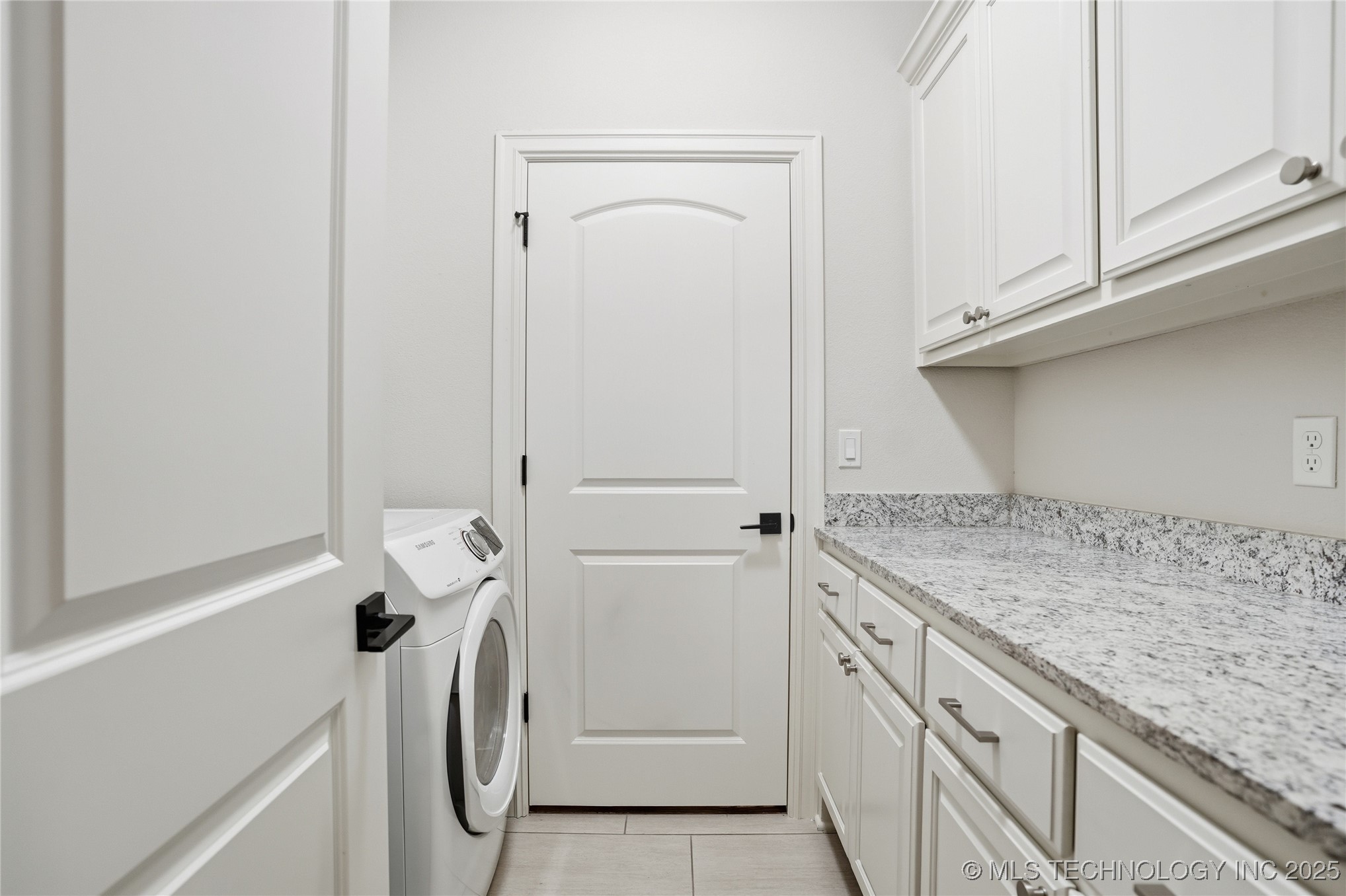 4012 W Winston Street Property Photo 35