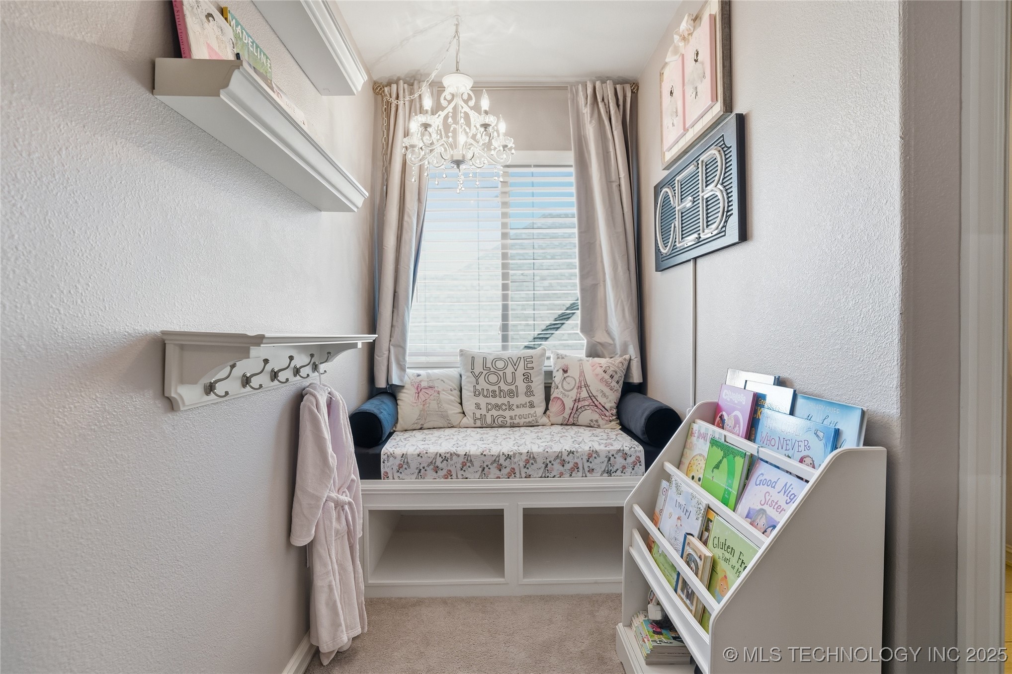 4012 W Winston Street Property Photo 53