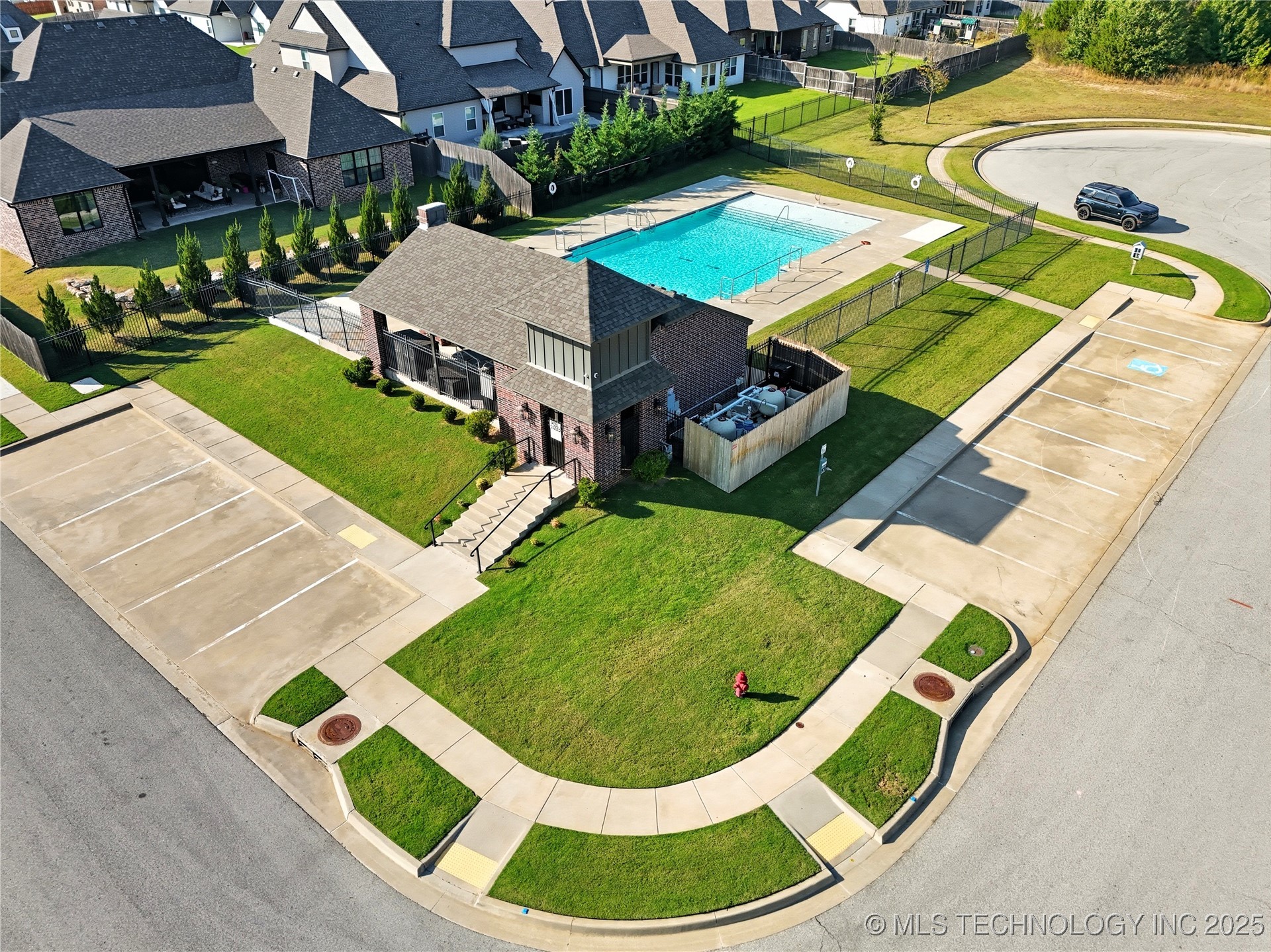 4012 W Winston Street Property Photo 74