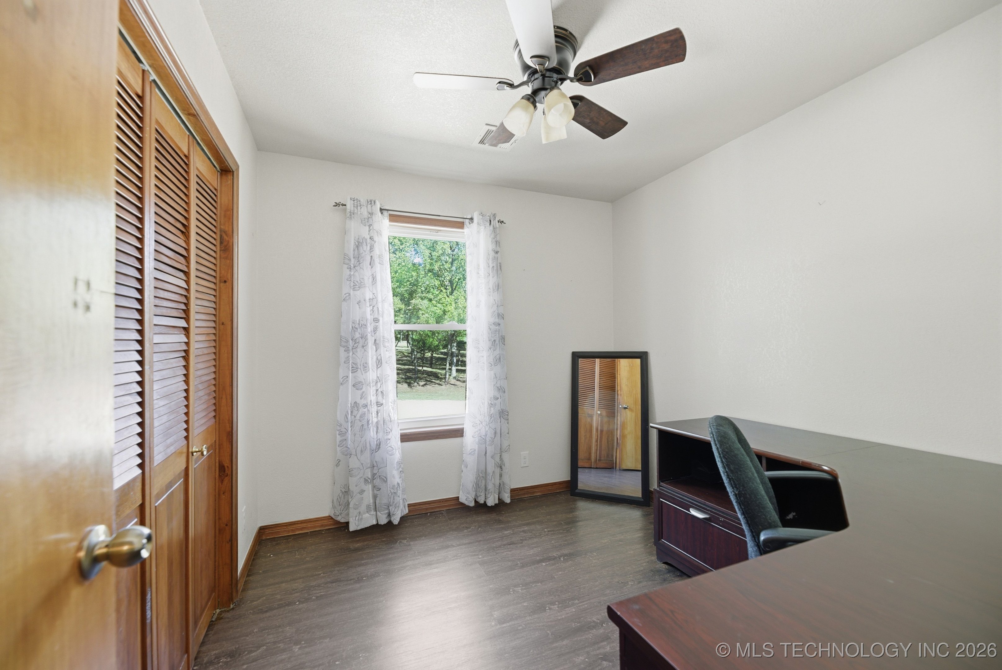 15232 E 495 Road Property Photo 12