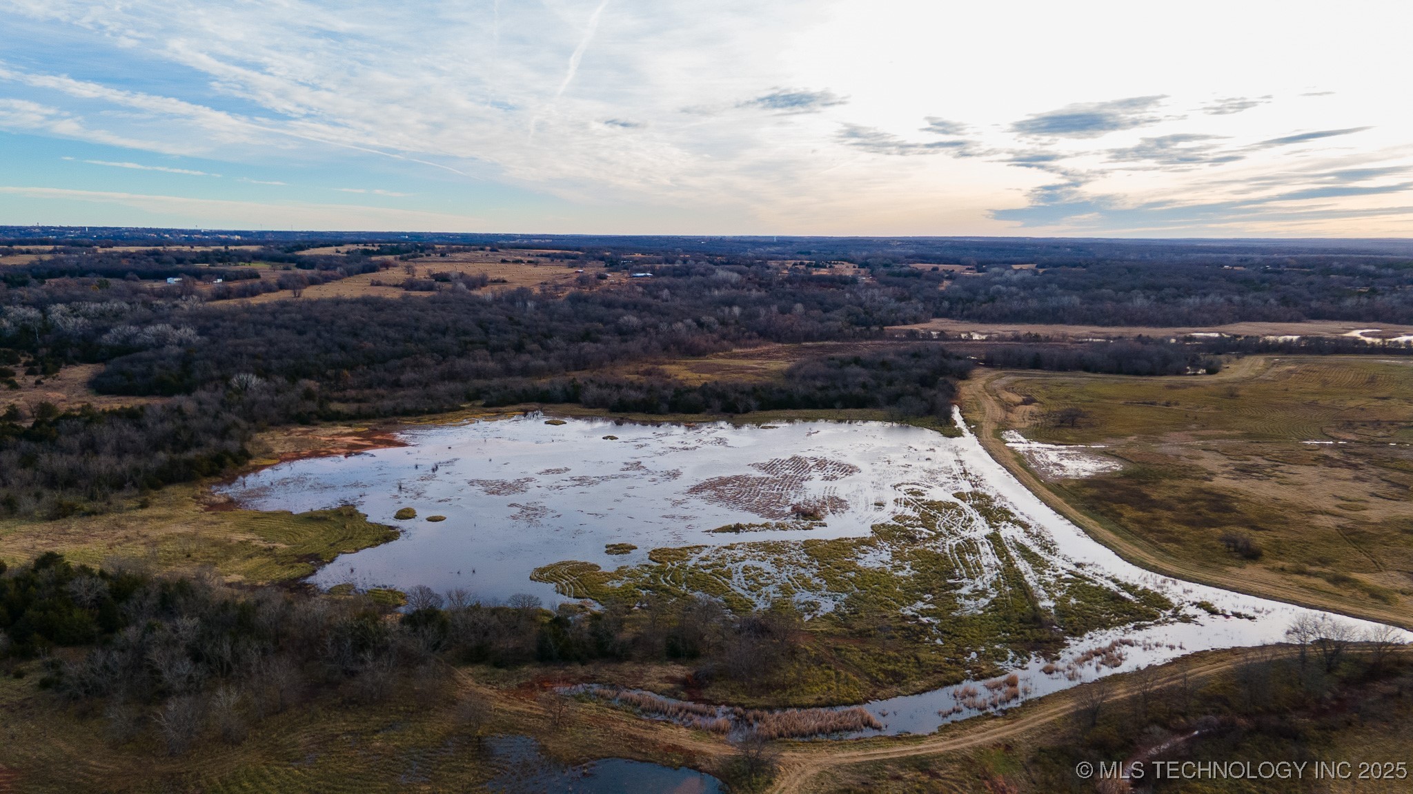 0 E 930 Road Property Photo 22