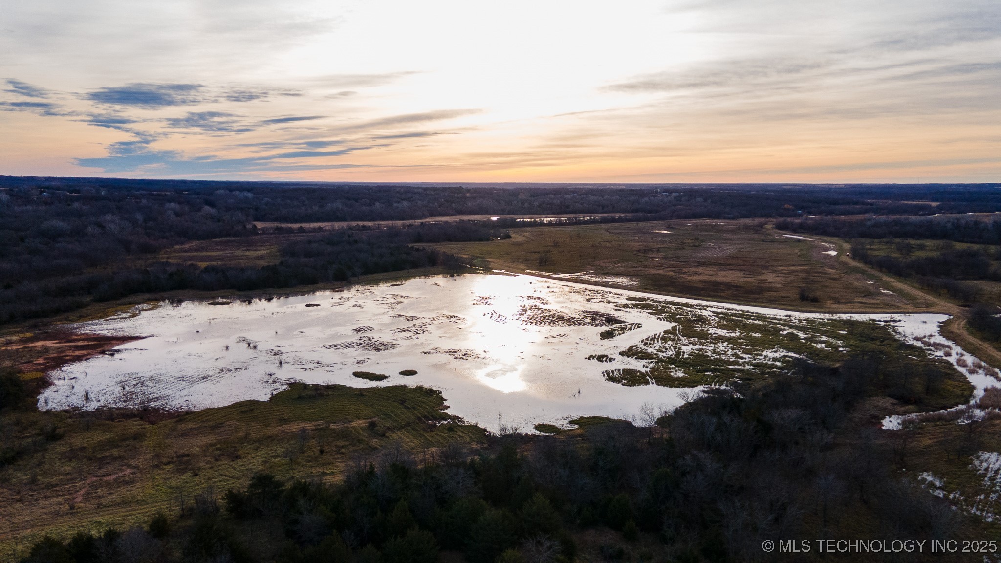 0 E 930 Road Property Photo 24