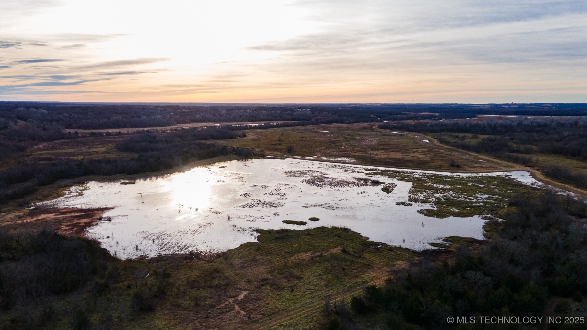 0 E 930 Road Property Photo 25