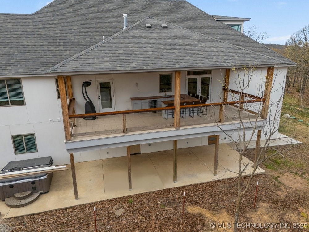 202 Pegilou Lane Property Photo 5