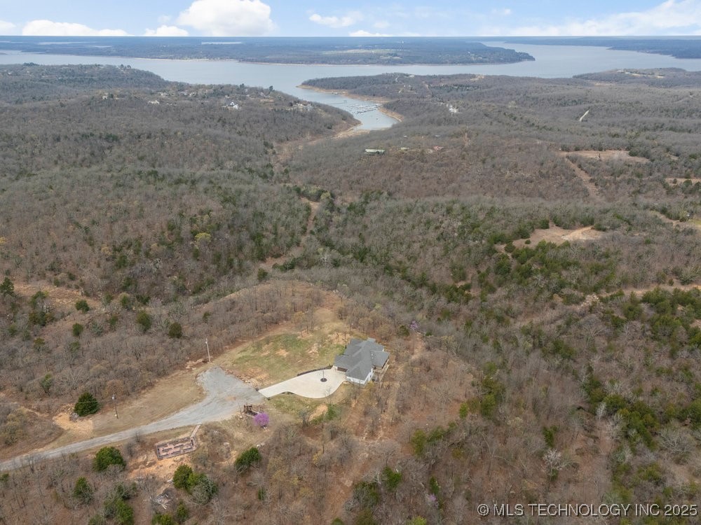 202 Pegilou Lane Property Photo 9