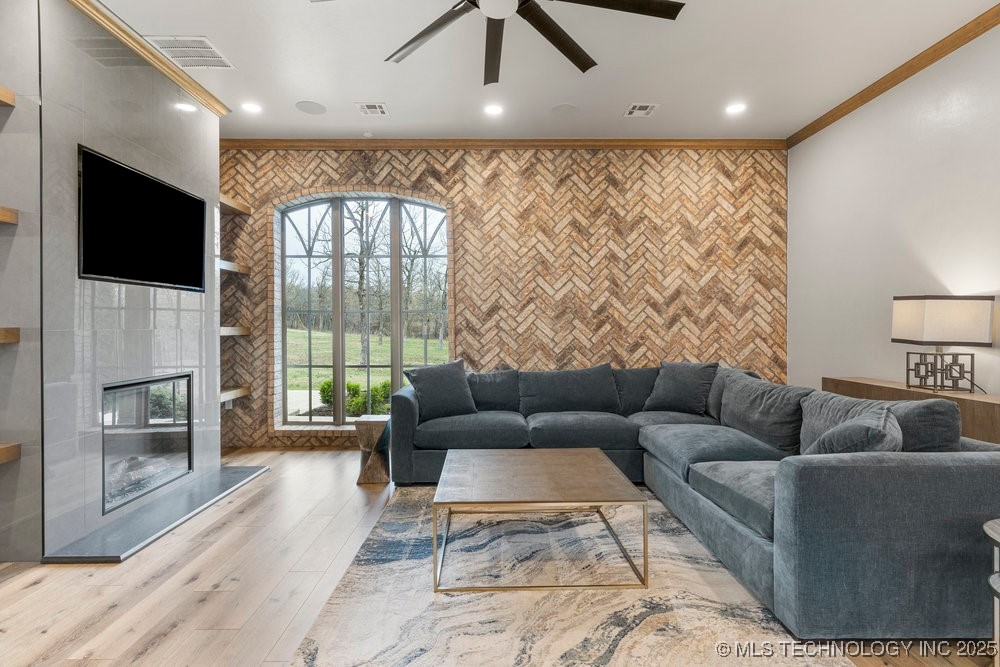 202 Pegilou Lane Property Photo 24