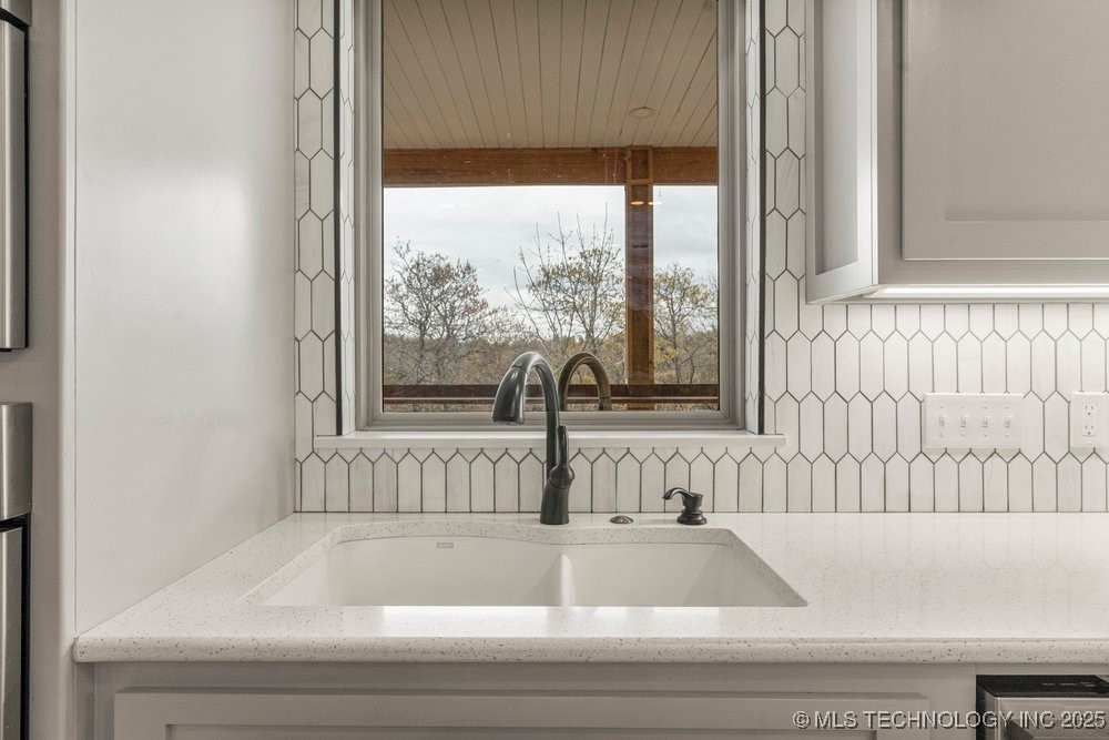 202 Pegilou Lane Property Photo 32