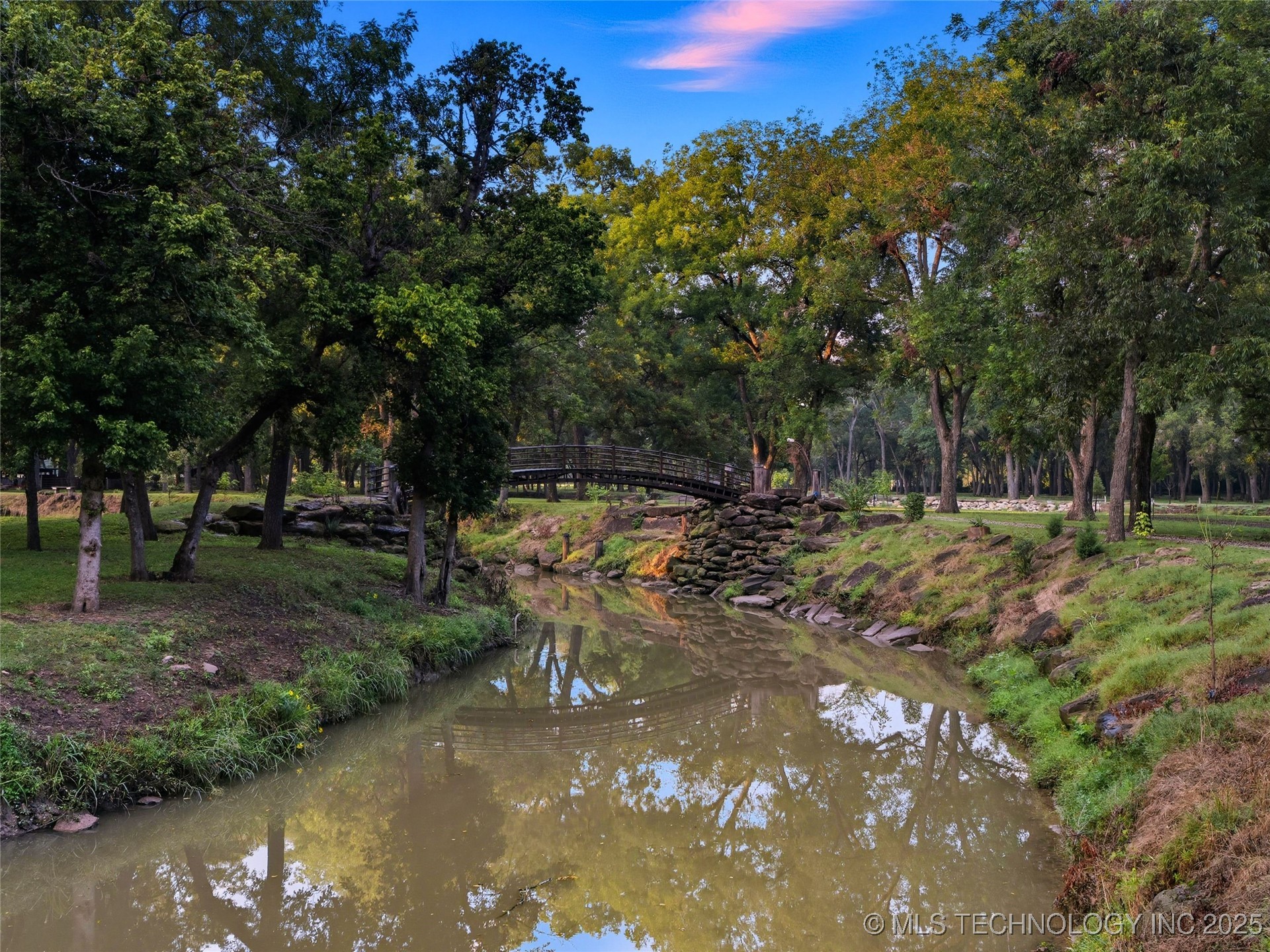 21461 E Apache Street Property Photo 15