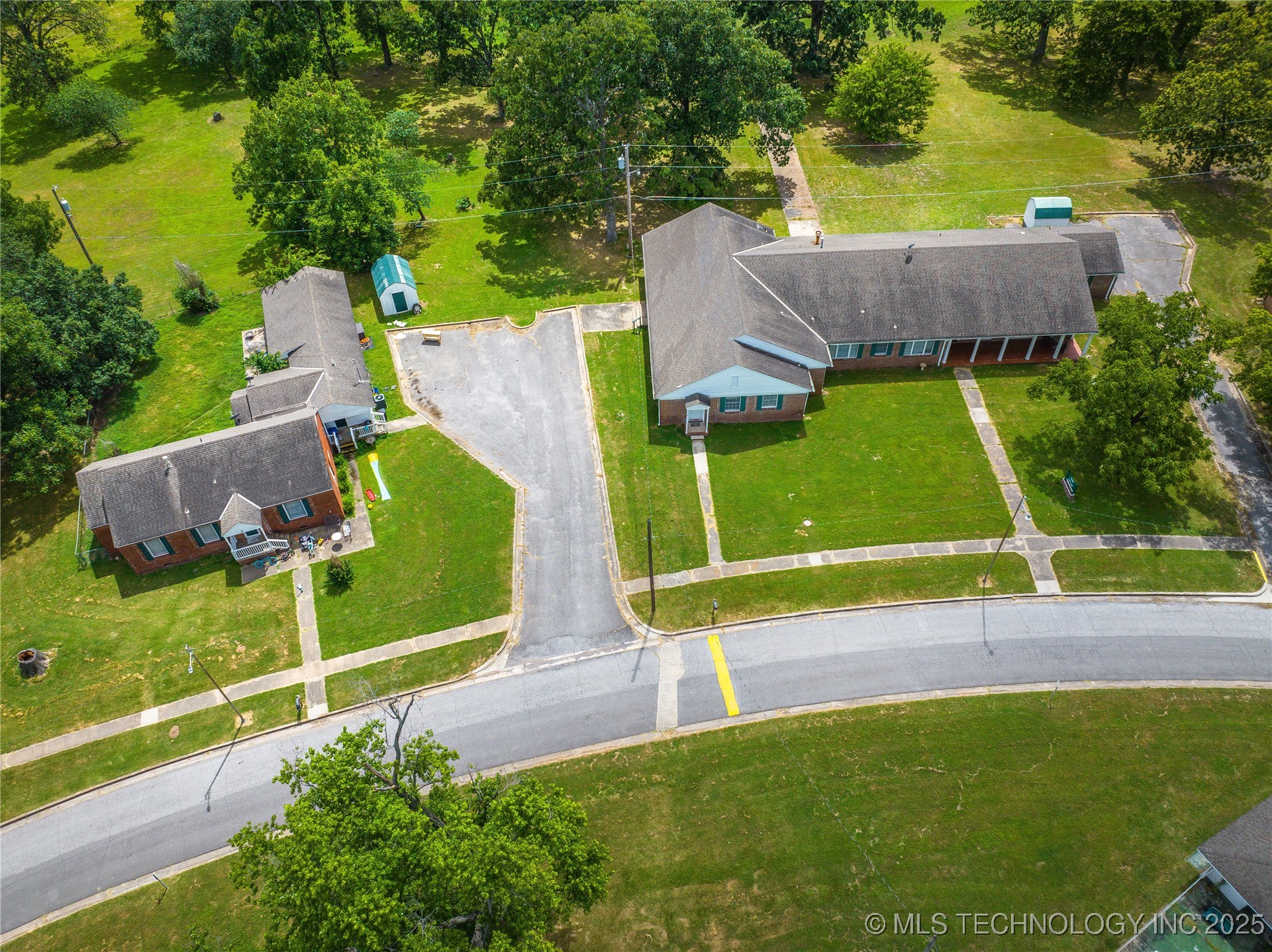 7 Mathis Park Drive Property Photo 6