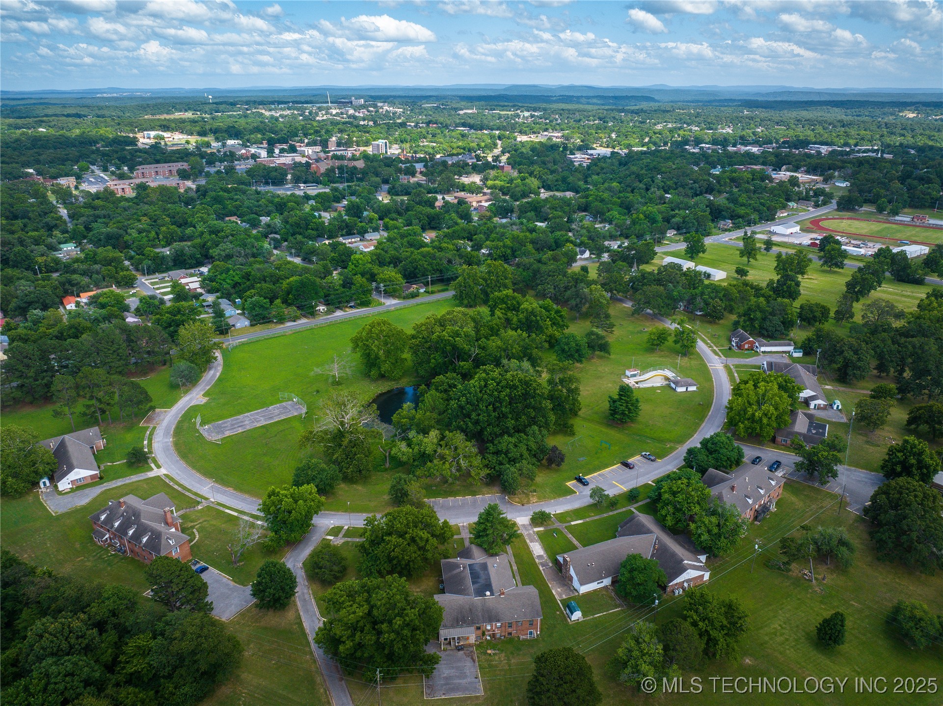 7 Mathis Park Drive Property Photo 32