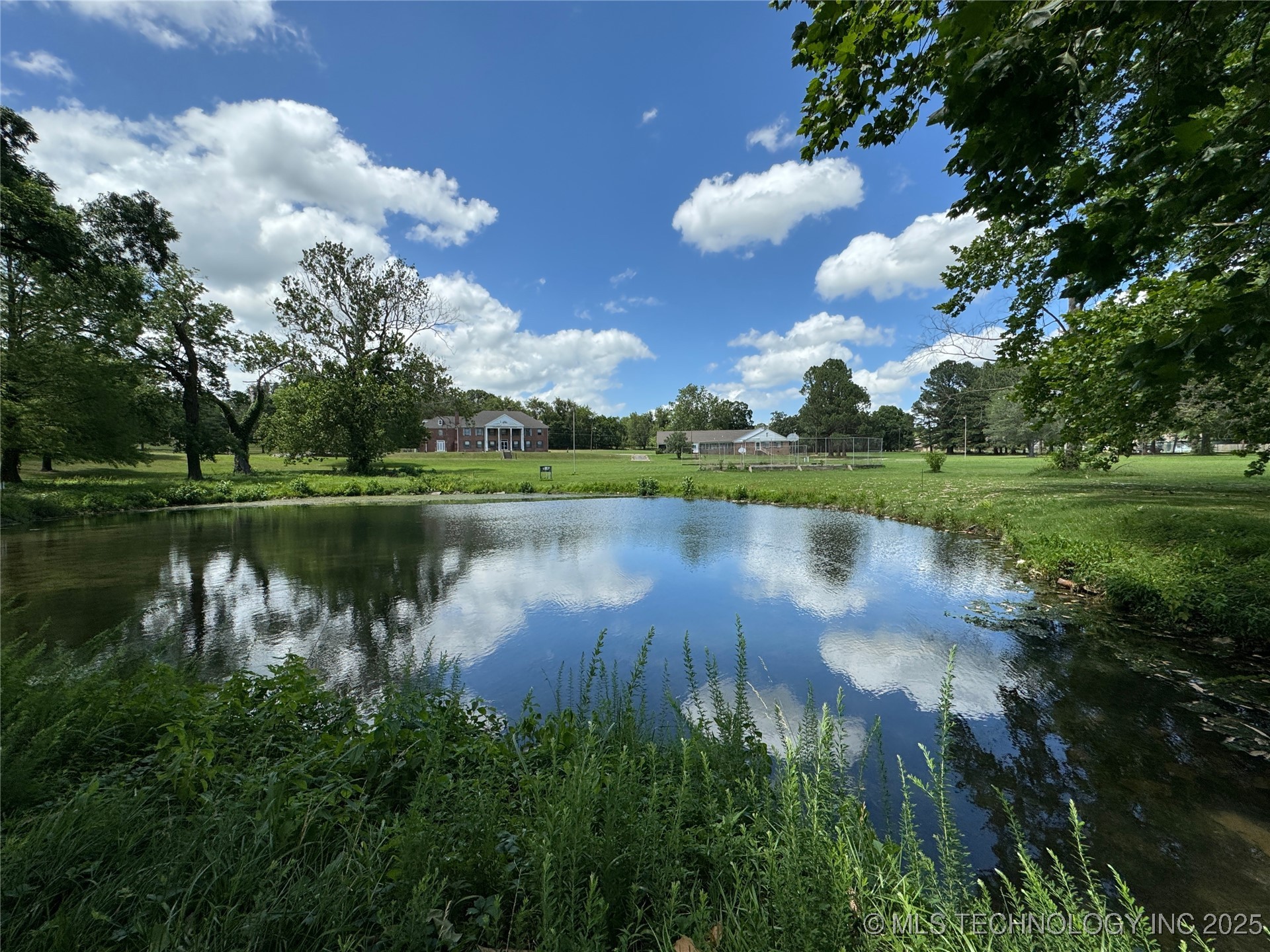 7 Mathis Park Drive Property Photo 42