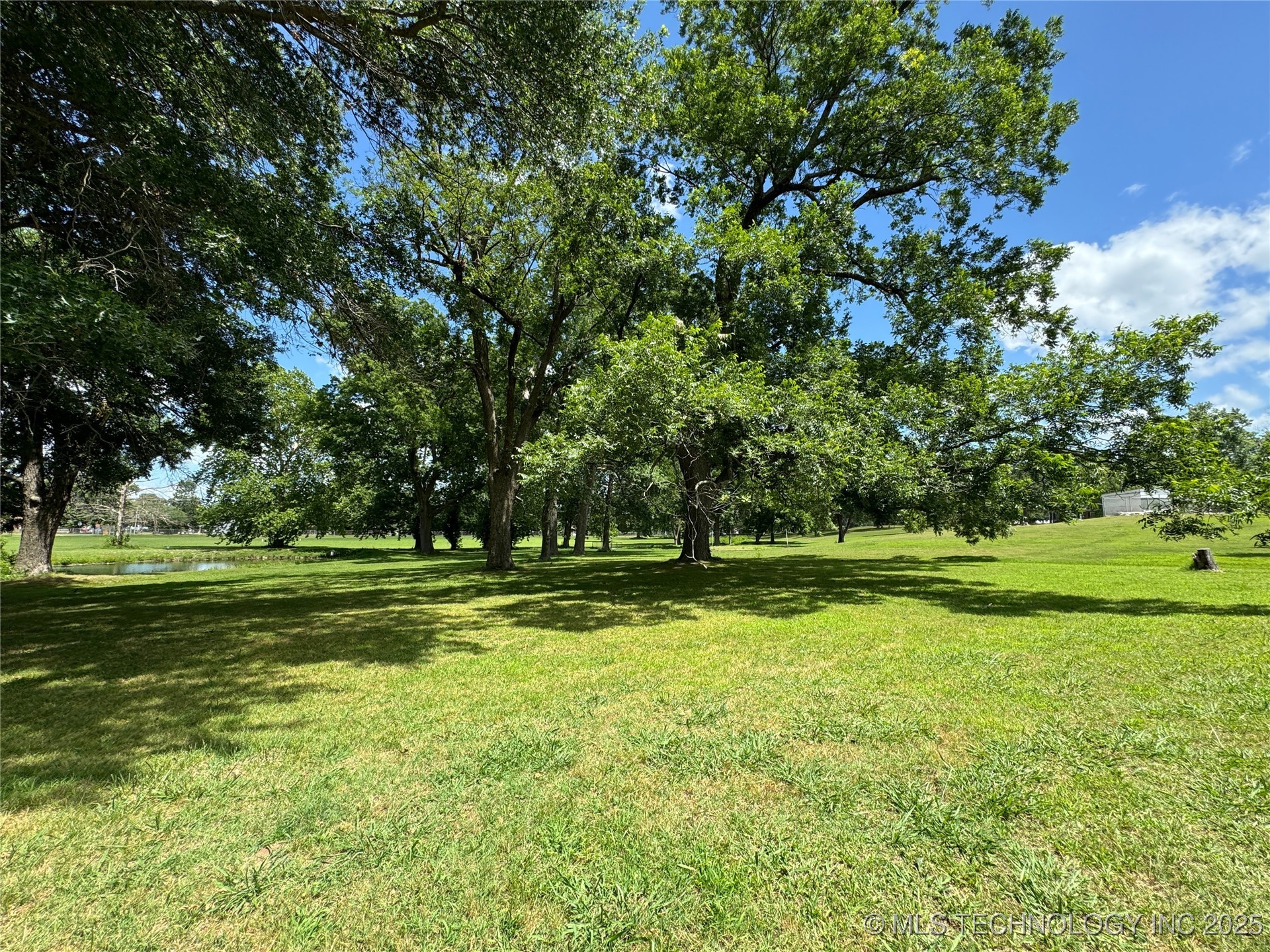 7 Mathis Park Drive Property Photo 46