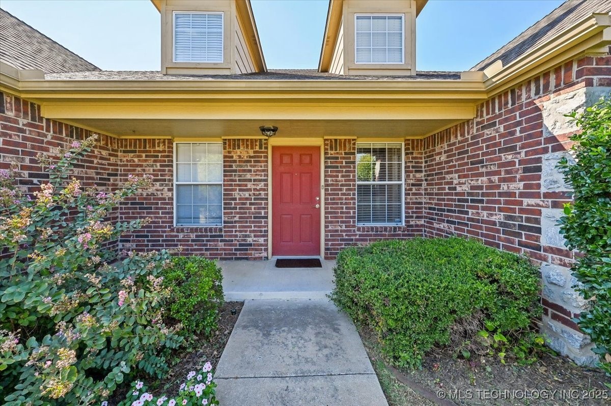 2000 N 6th Street Property Photo 6