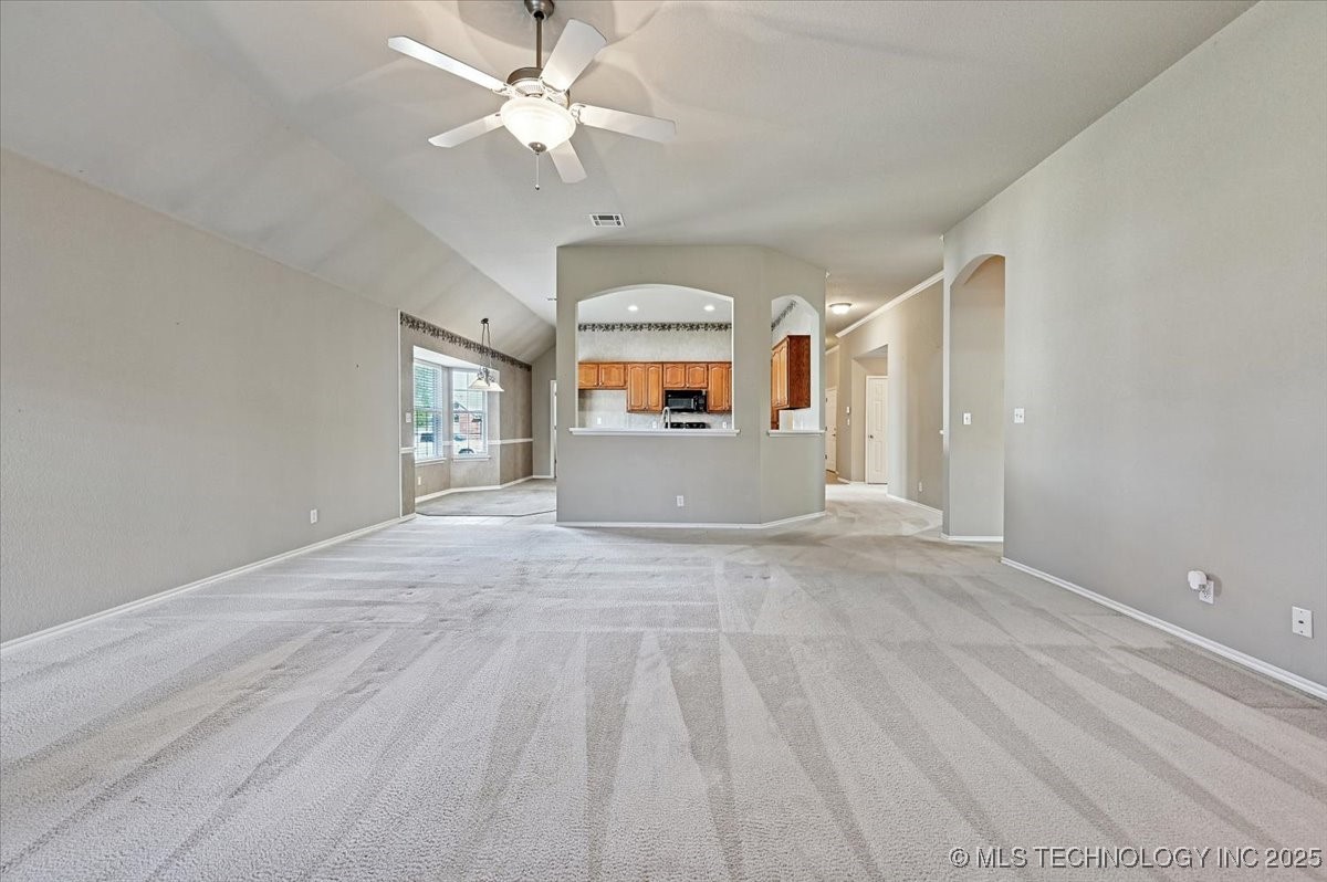 2000 N 6th Street Property Photo 15