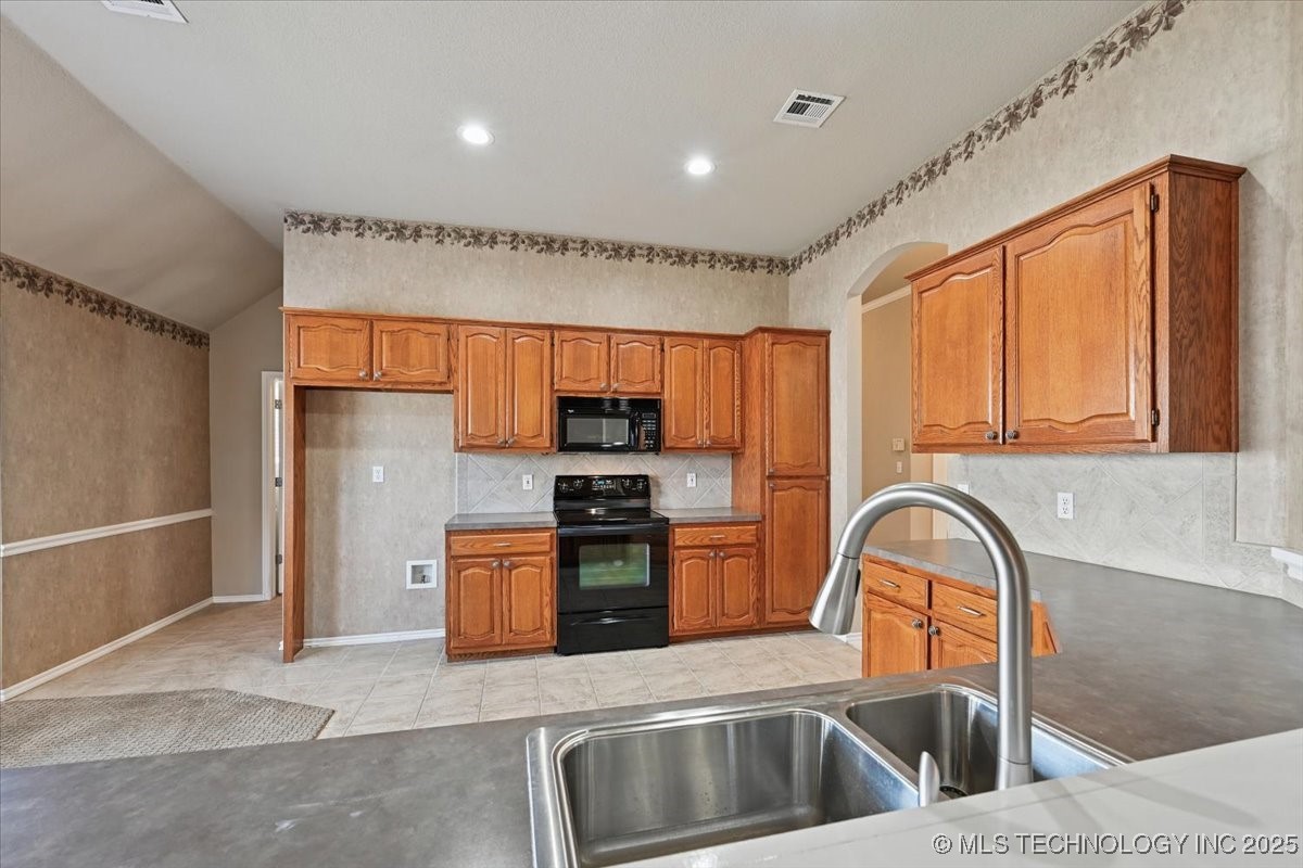 2000 N 6th Street Property Photo 16