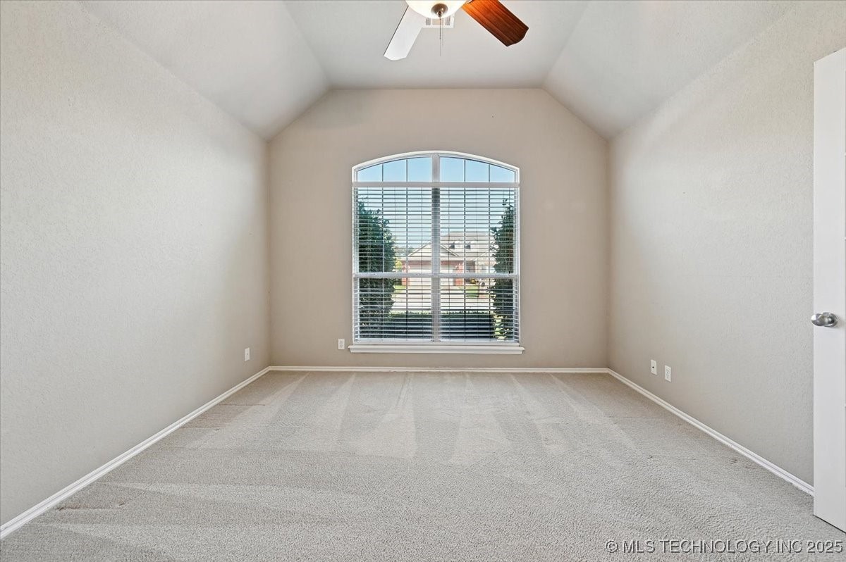 2000 N 6th Street Property Photo 24