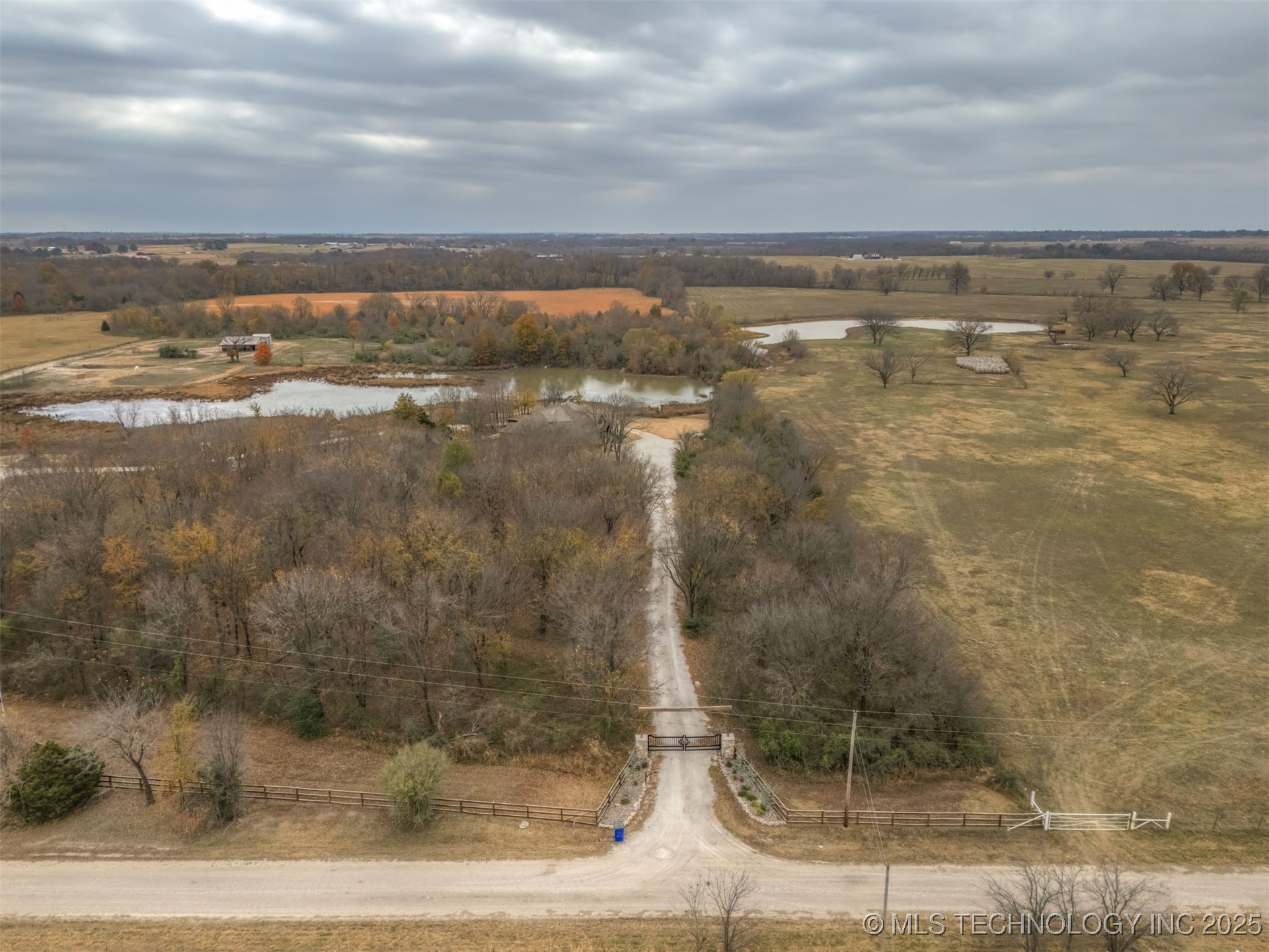 37760 E 171st Street S Property Photo 6