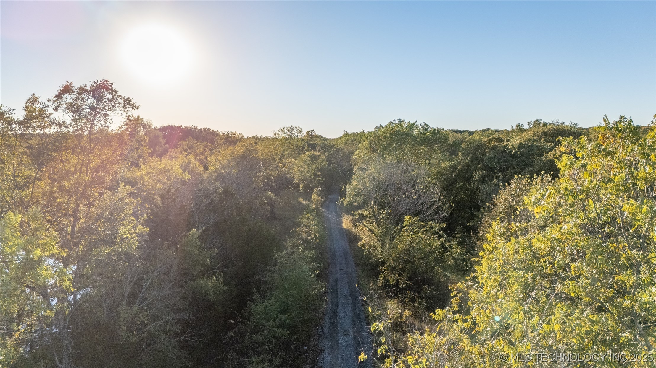 8706 County Road 1550 Property Photo 3